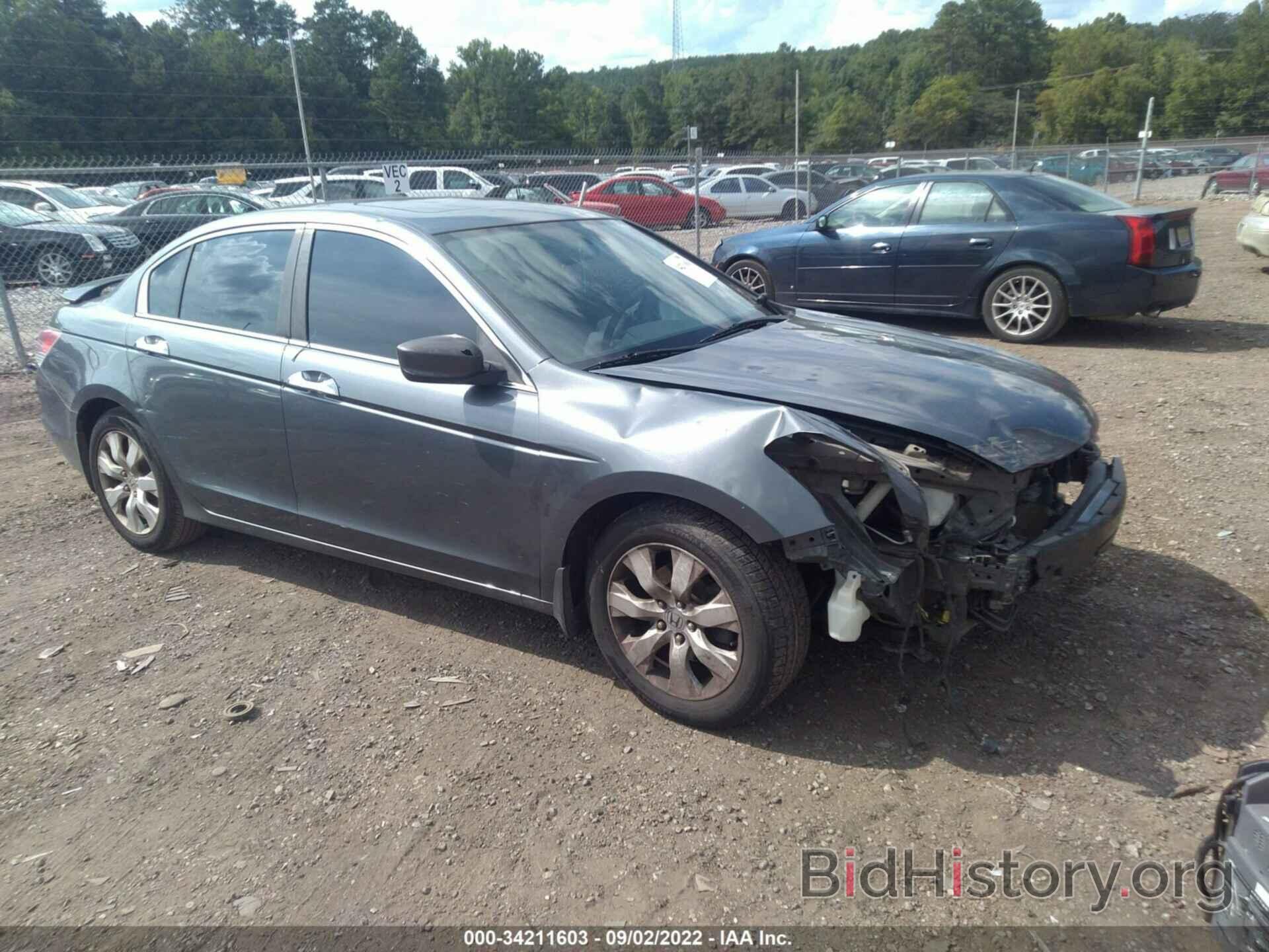 Photo 1HGCP3F8XAA000771 - HONDA ACCORD SDN 2010