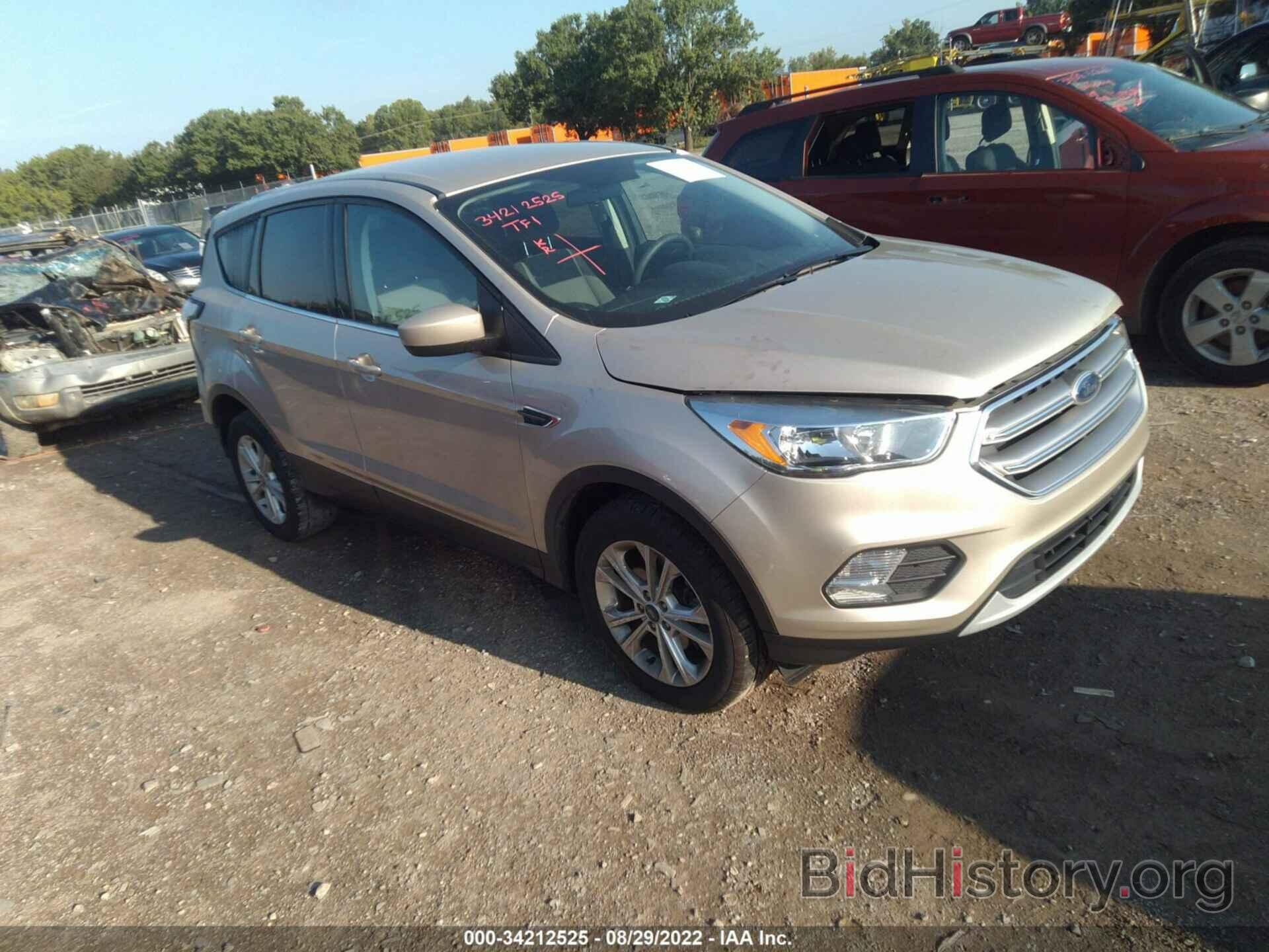 Photo 1FMCU9G94HUB77189 - FORD ESCAPE 2017