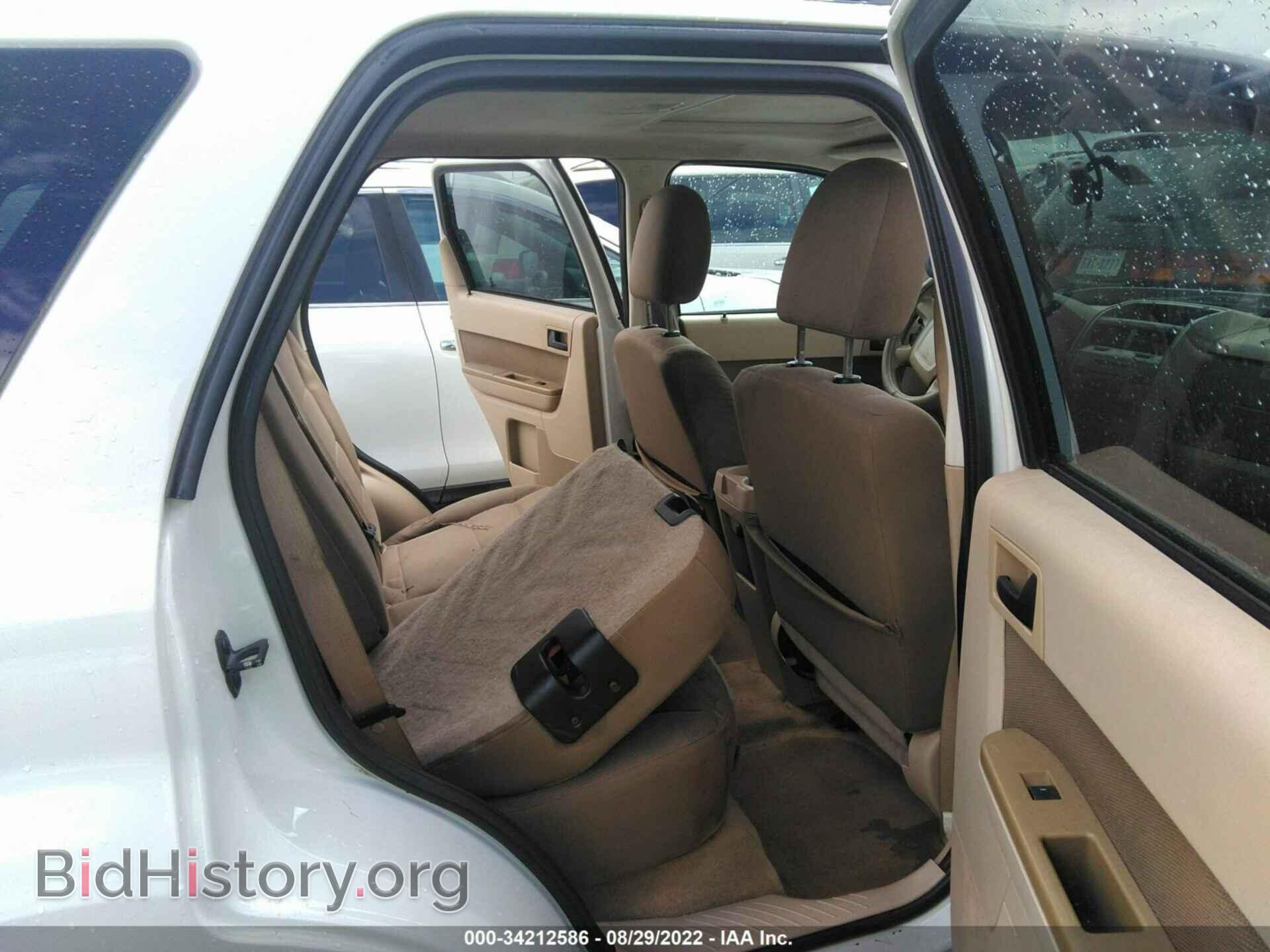 2010 FORD ESCAPE - VIN: 1FMCU0D72AKA03928 - Фото 8