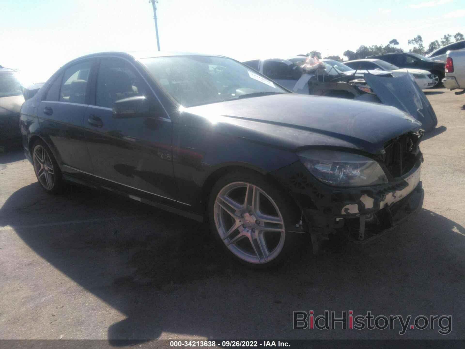 Photo WDDGF5EBXBA505969 - MERCEDES-BENZ C-CLASS 2011