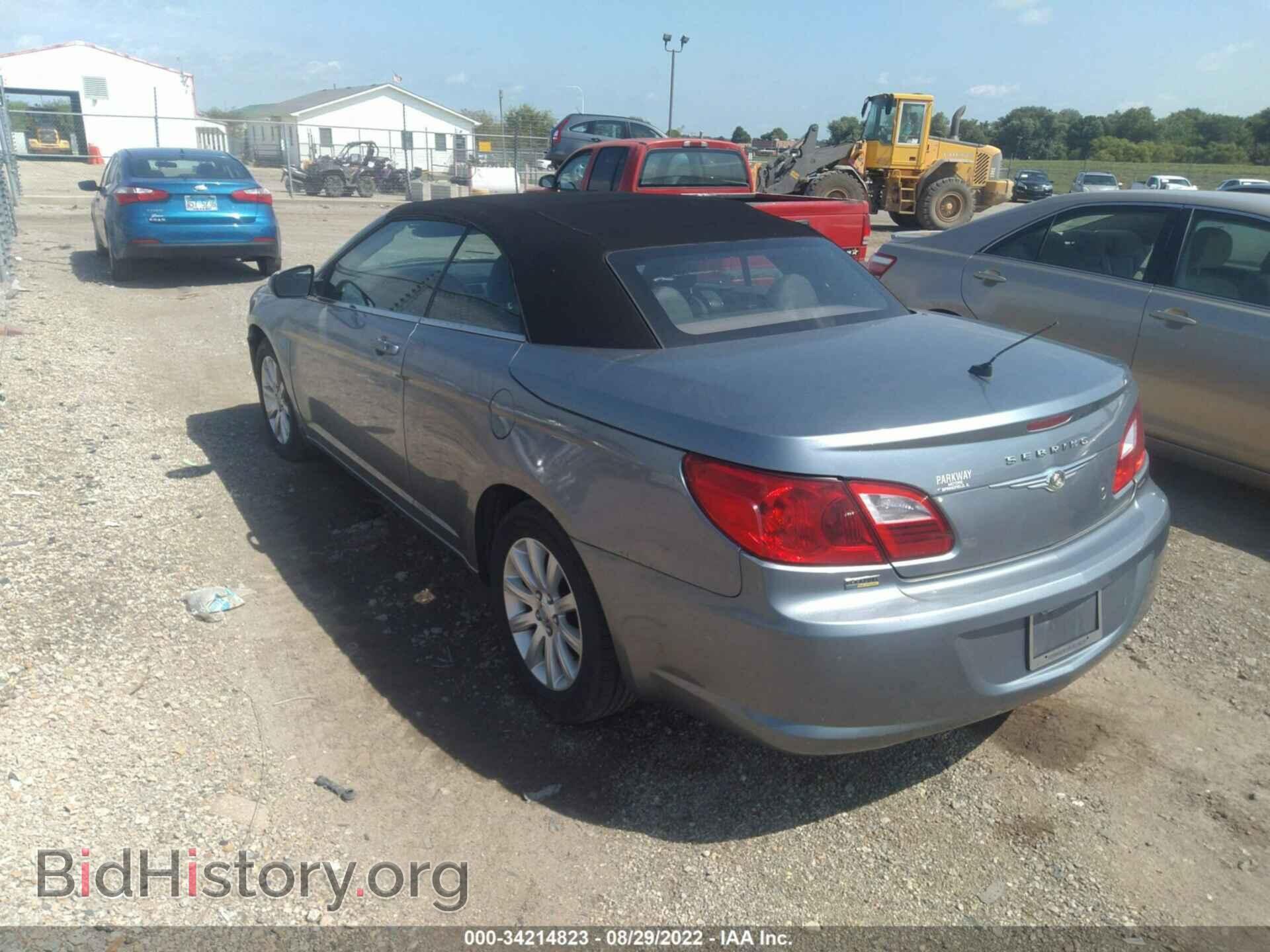 2010 CHRYSLER SEBRING - VIN: 1C3BC5ED6AN142645 - Фото 3