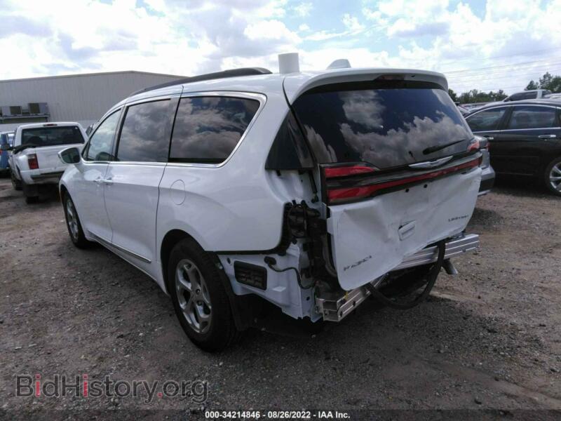 2022 Chrysler PACIFICA (VIN 2C4RC1GG8NR158557) — photo 3 of 12