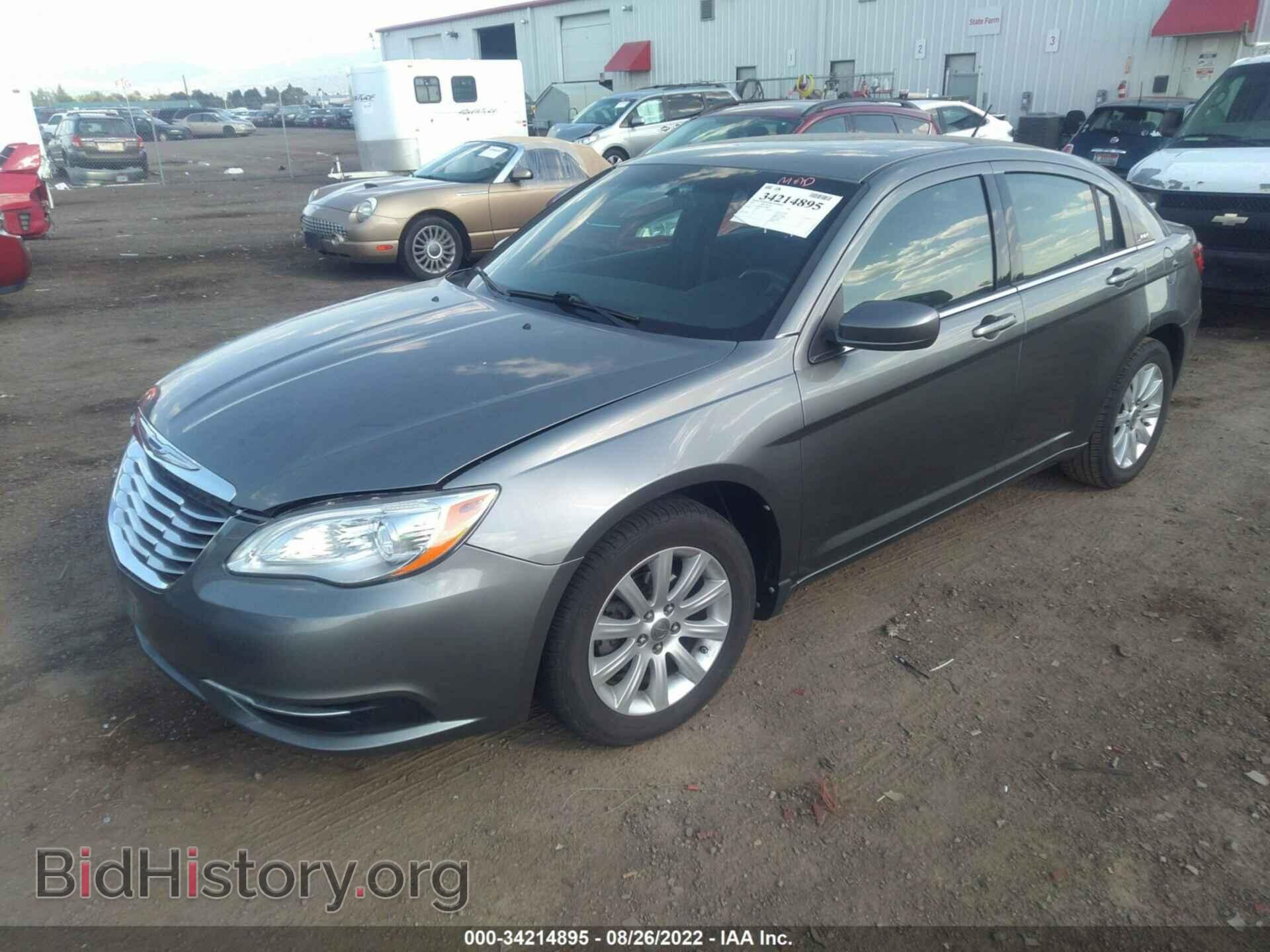 2012 CHRYSLER 200 - VIN: 1C3CCBBBXCN129938 - Фото 2