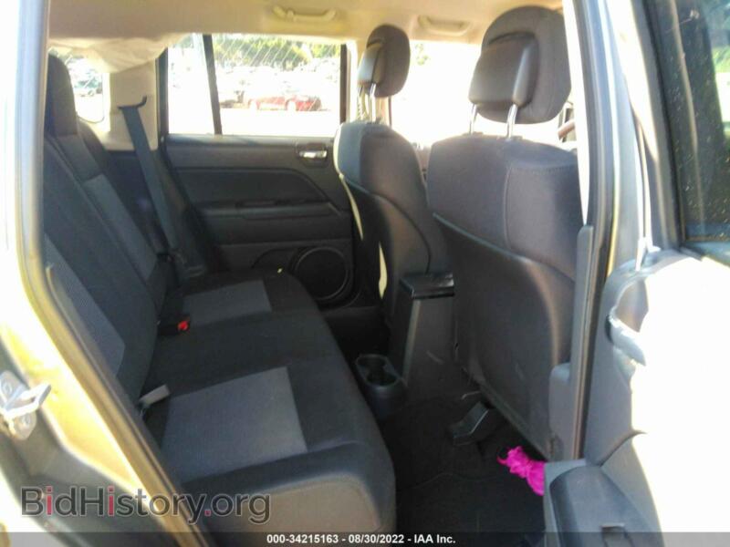 2012 Jeep COMPASS (VIN 1C4NJDEB8CD616403) — photo 8 of 12