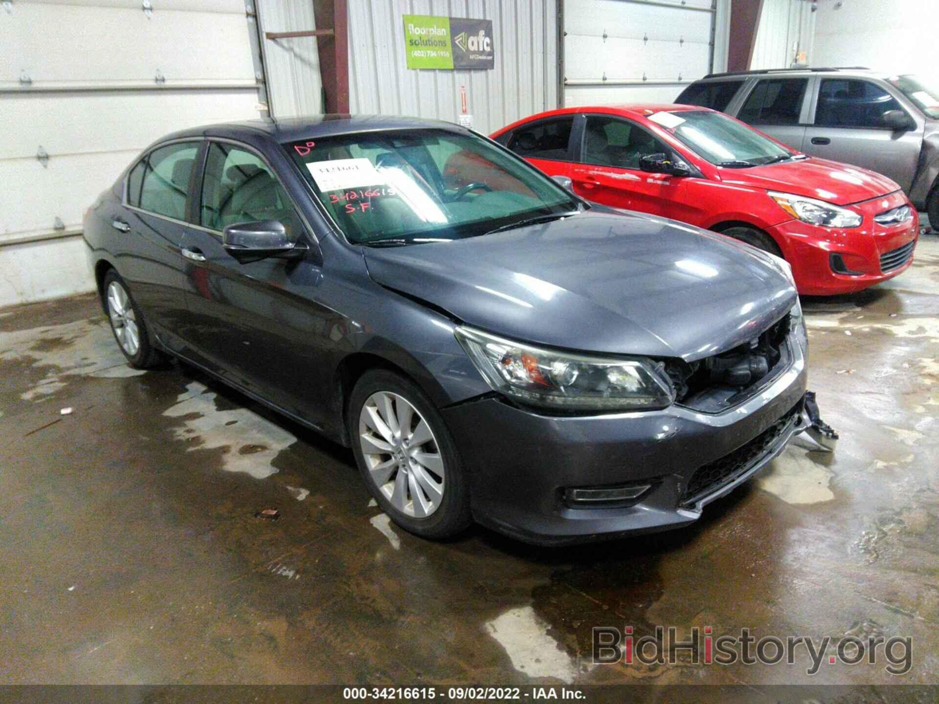 Photo 1HGCR2F81DA202827 - HONDA ACCORD SDN 2013