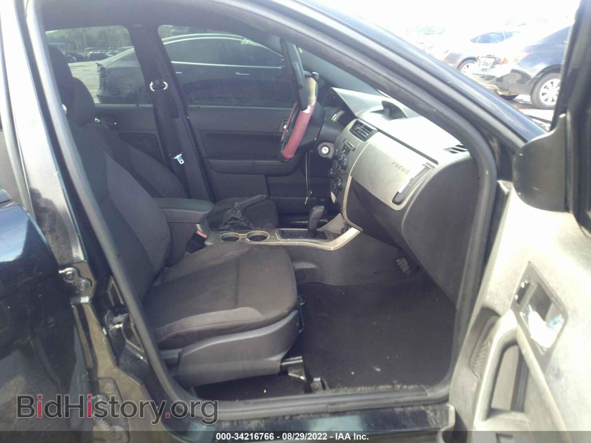 2009 FORD FOCUS - VIN: 1FAHP36NX9W113568 - Фото 5