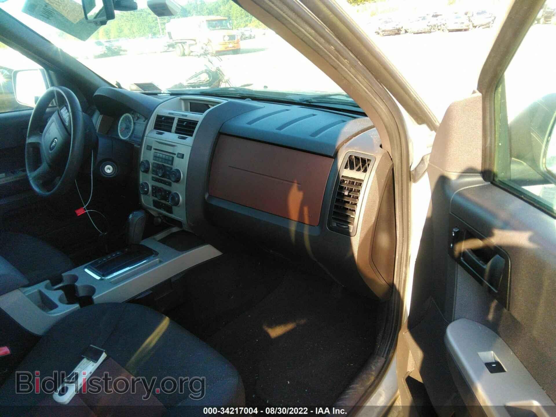 2008 FORD ESCAPE - VIN: 1FMCU93198KC39360 - Фото 5