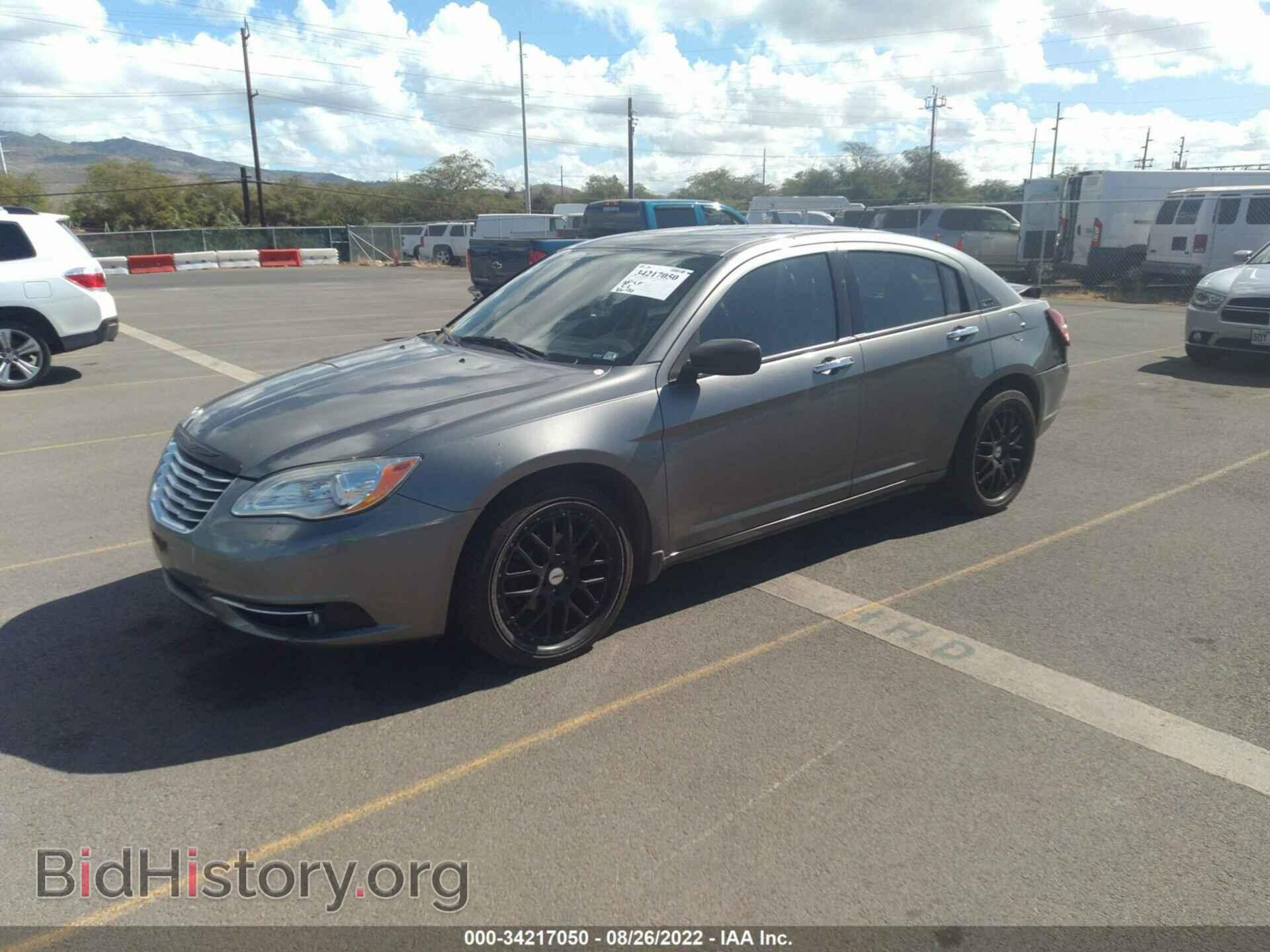 2012 CHRYSLER 200 - VIN: 1C3CCBCB2CN300485 - Фото 2