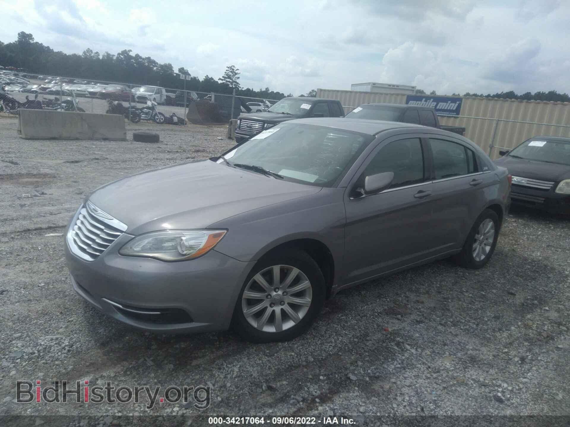 2013 CHRYSLER 200 - VIN: 1C3CCBBB1DN763351 - Photo 2