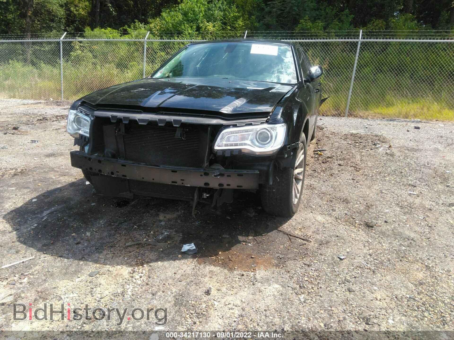 2019 CHRYSLER 300 - VIN: 2C3CCAAG9KH609869 - Фото 6
