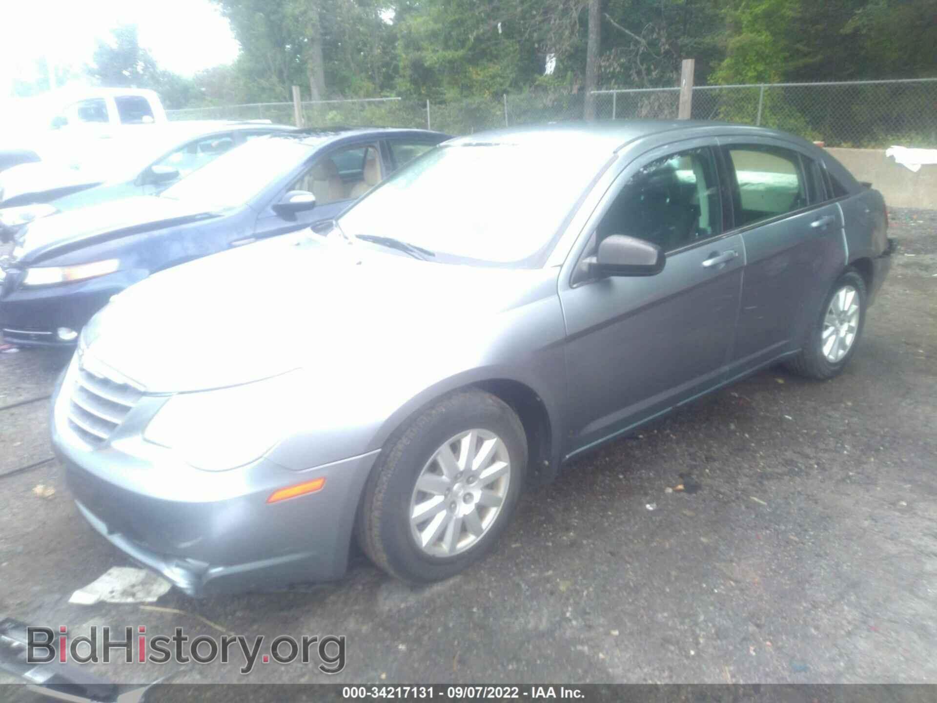 2010 CHRYSLER SEBRING - VIN: 1C3CC4FB3AN231035 - Фото 2