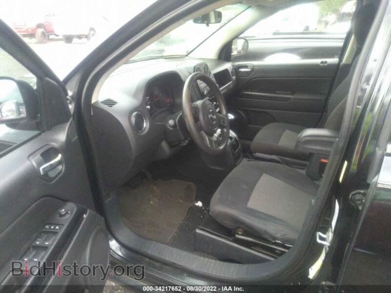 2011 Jeep COMPASS (VIN 1J4NT1FA1BD226699) — фото 5 из 12