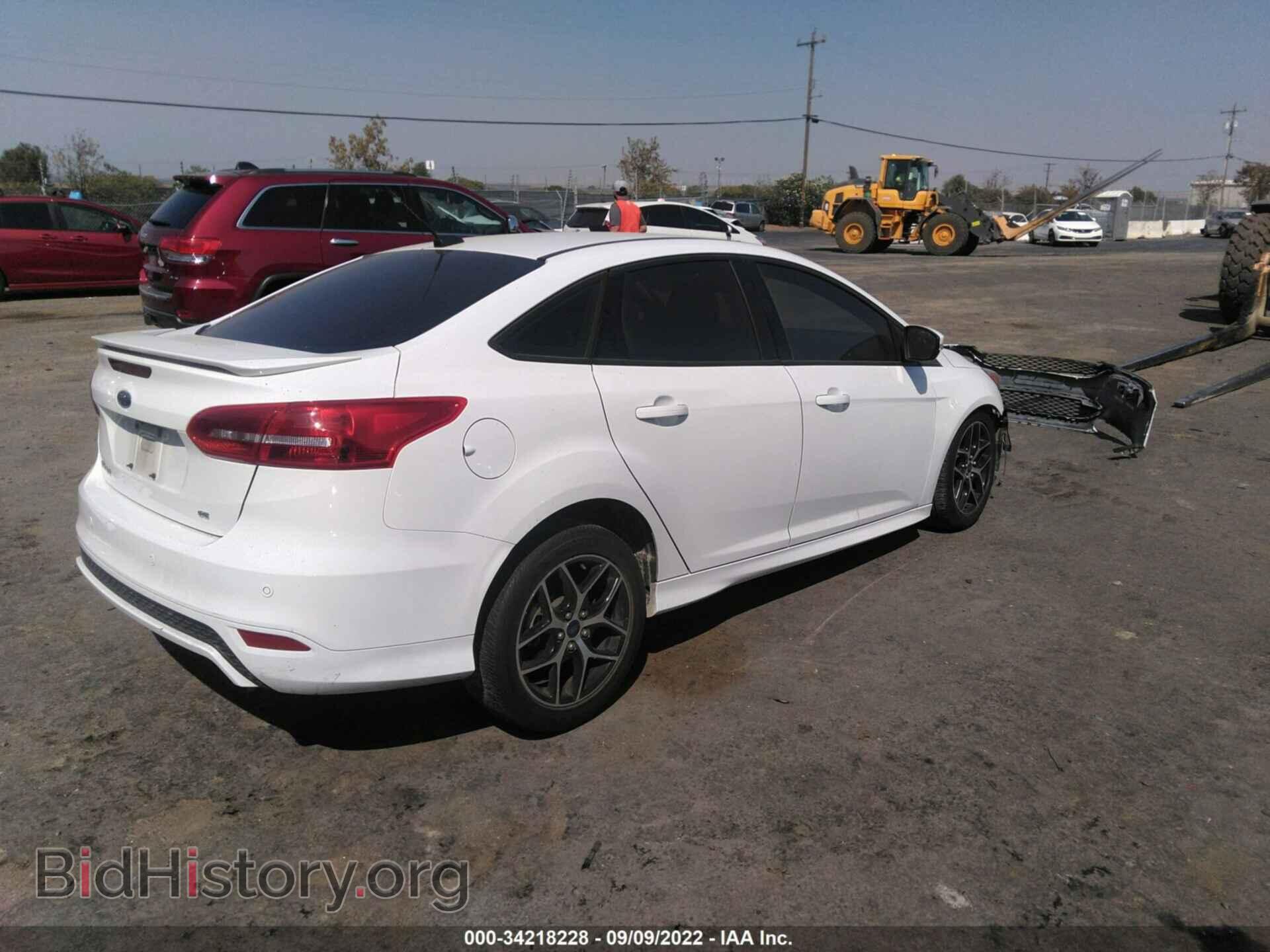 2016 FORD FOCUS - VIN: 1FADP3F24GL254901 - Фото 4