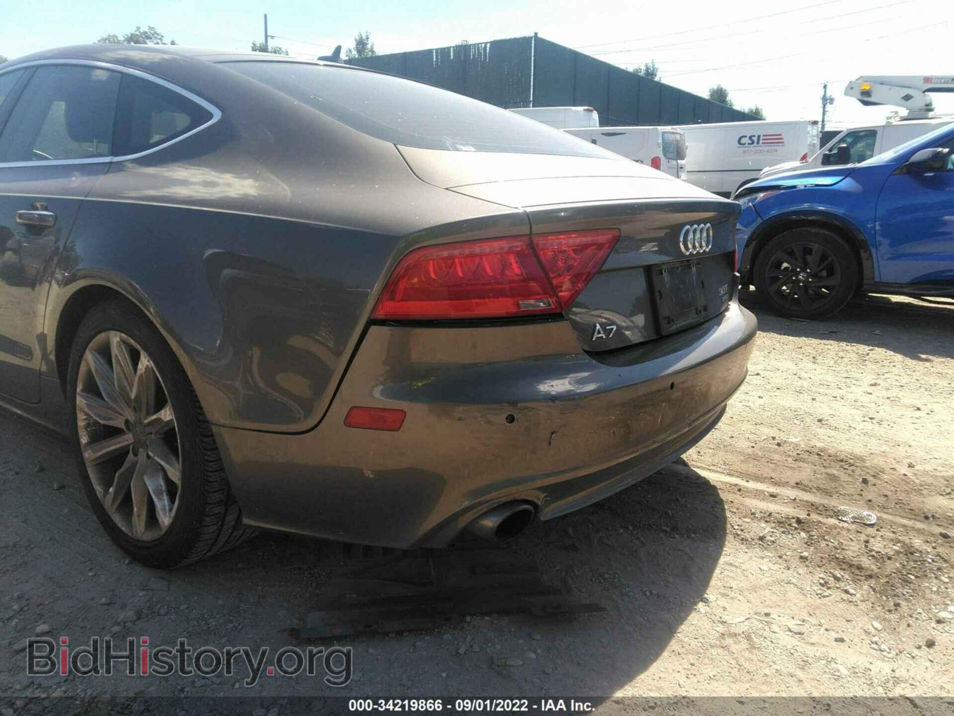 2013 AUDI A7 - VIN: WAUYGAFC2DN136724 - Фото 6