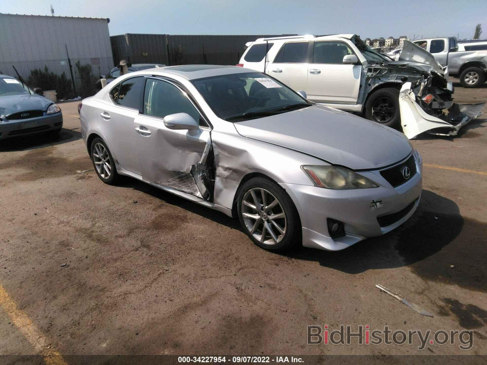 Фотография JTHBF5C21D5190044 - LEXUS IS 250 2013