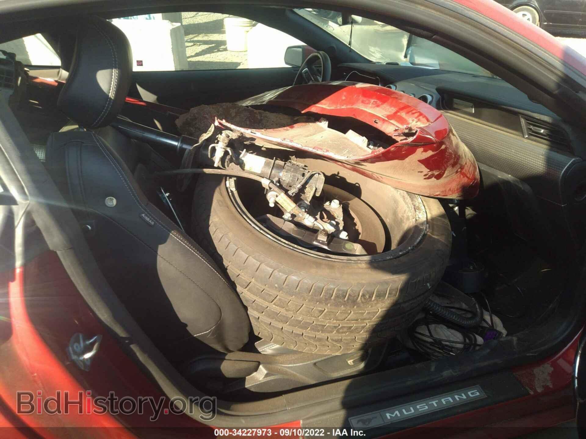 2021 FORD MUSTANG - VIN: 1FA6P8CF1M5117556 - Фото 5