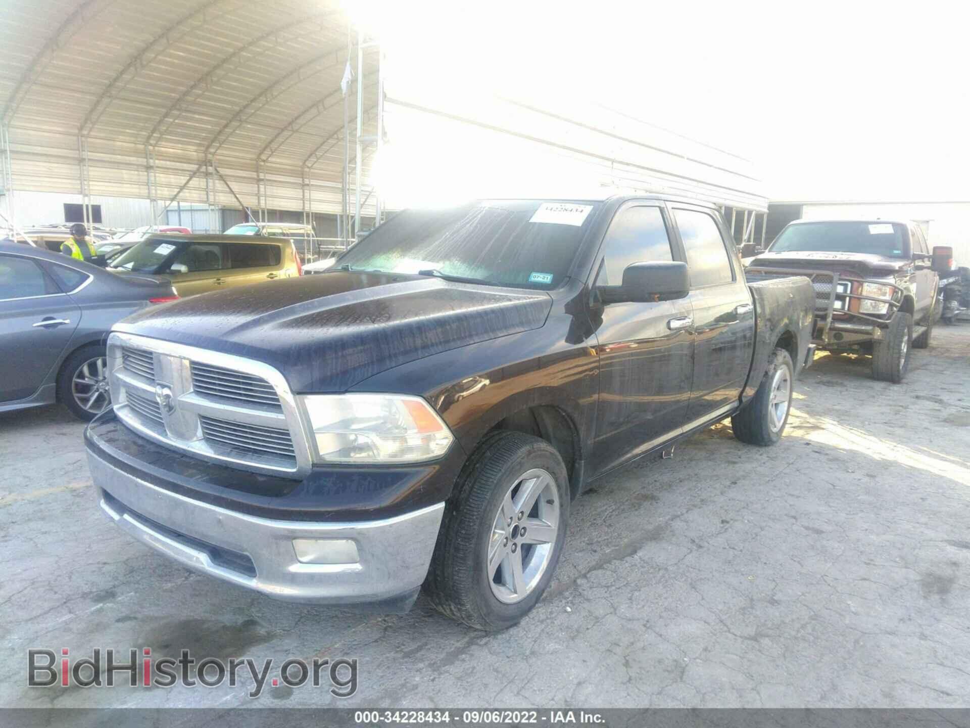 2011 RAM 1500 - VIN: 1D7RB1CT2BS636526 - Фото 2