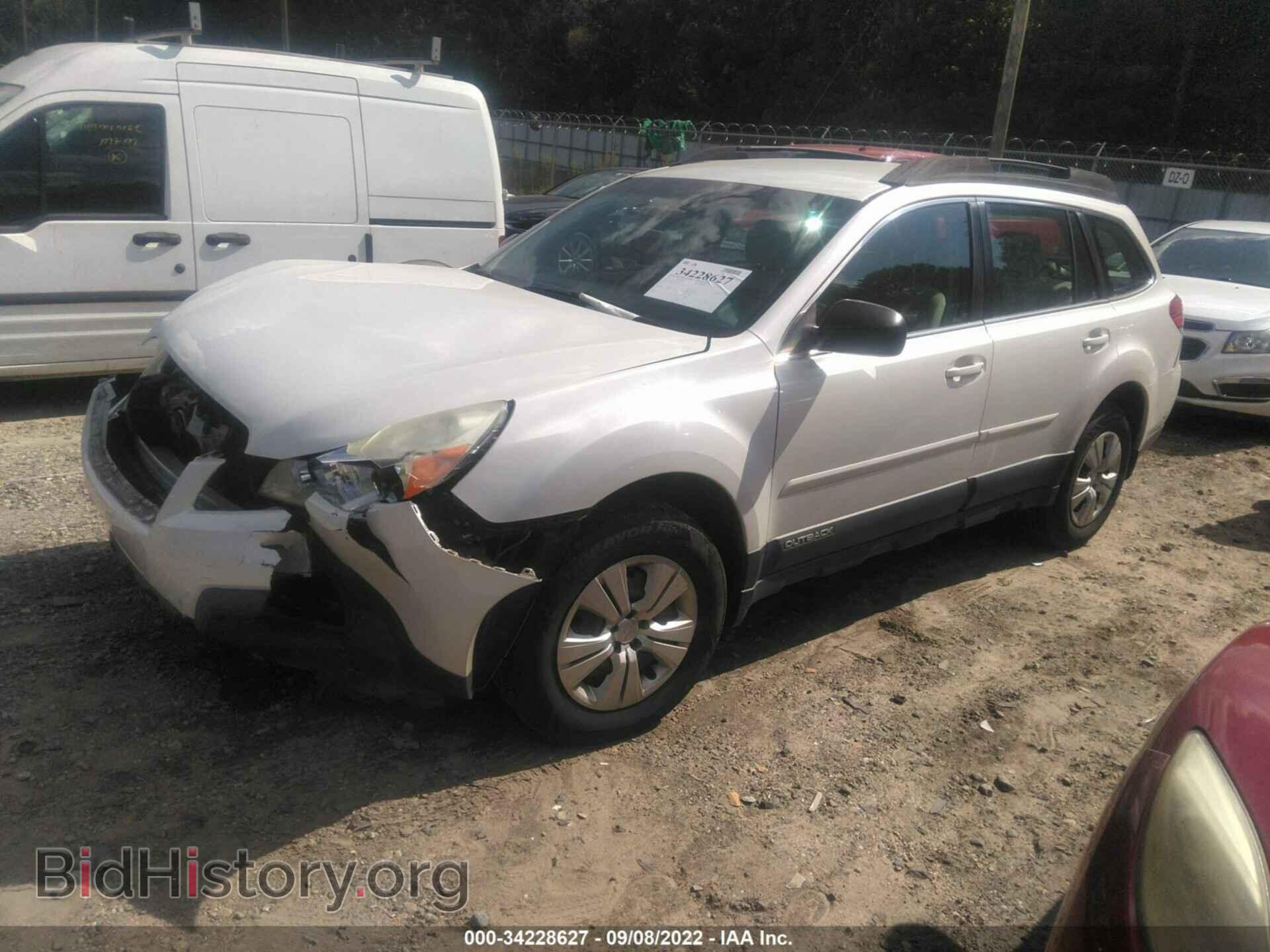 2013 SUBARU OUTBACK - VIN: 4S4BRCAC7D3256144 - Фото 2