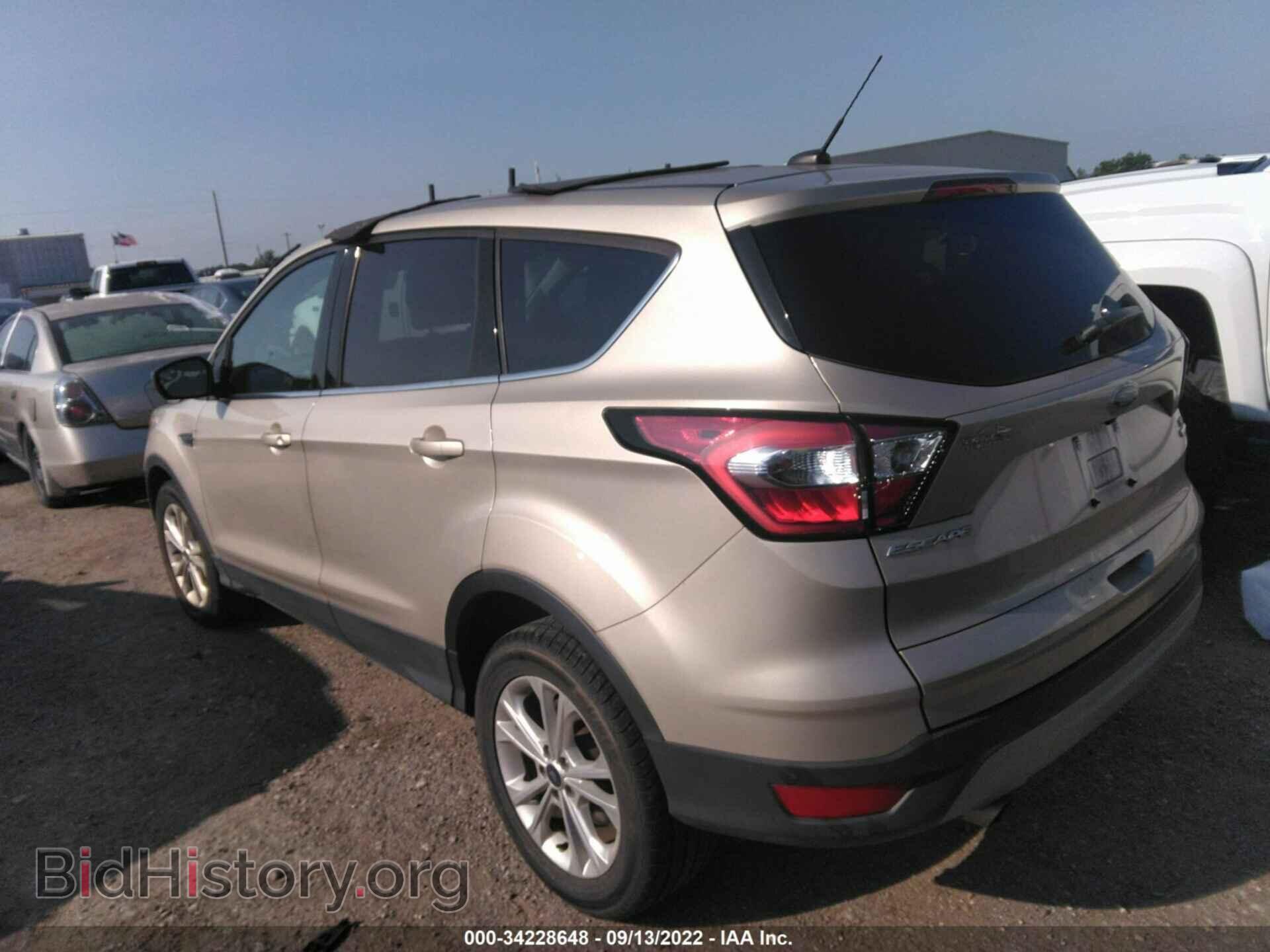 2017 FORD ESCAPE - VIN: 1FMCU0GD9HUE07910 - Фото 3