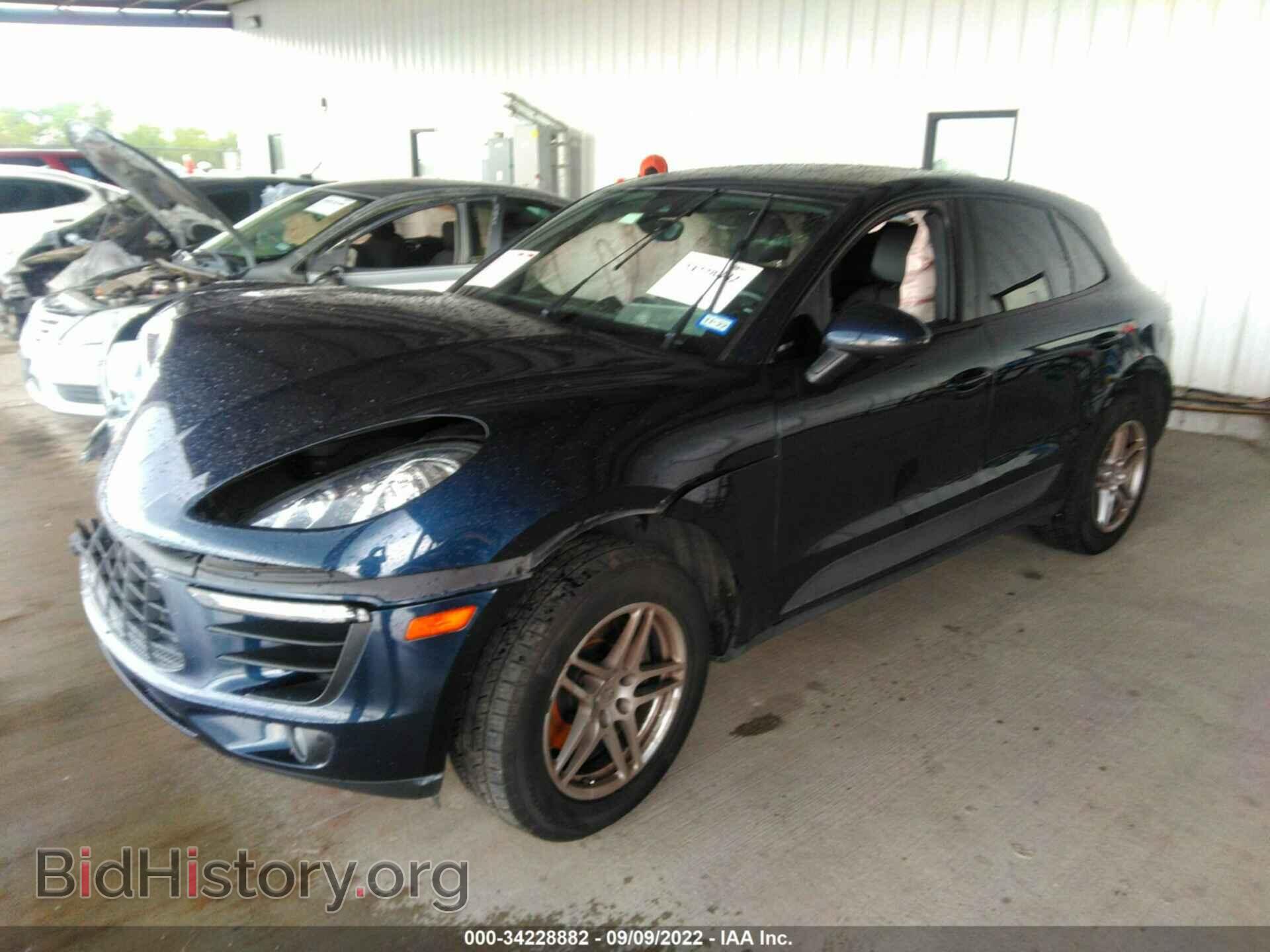 2017 PORSCHE MACAN - VIN: WP1AA2A54HLB04328 - Photo 2