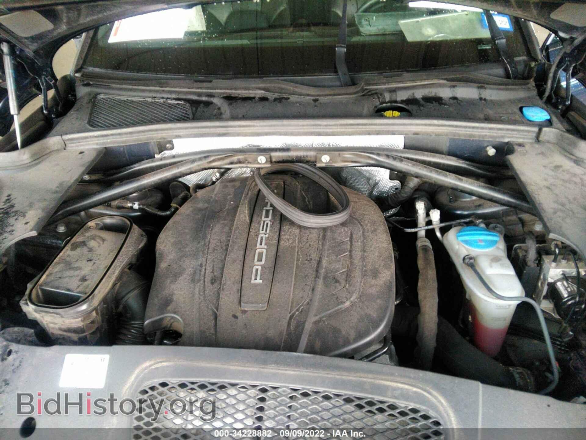 2017 PORSCHE MACAN - VIN: WP1AA2A54HLB04328 - Photo 10