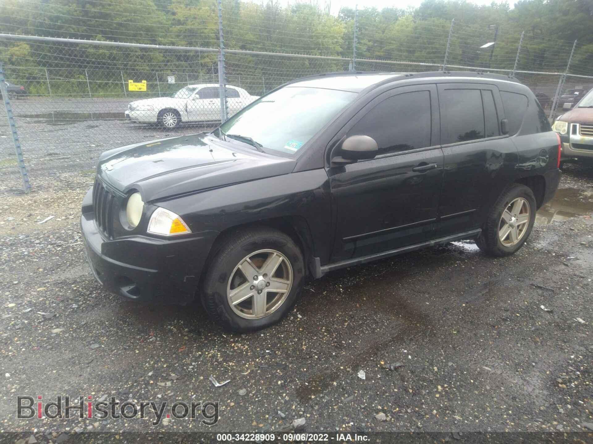 2010 JEEP COMPASS - VIN: 1J4NF4FB7AD524903 - Фото 2