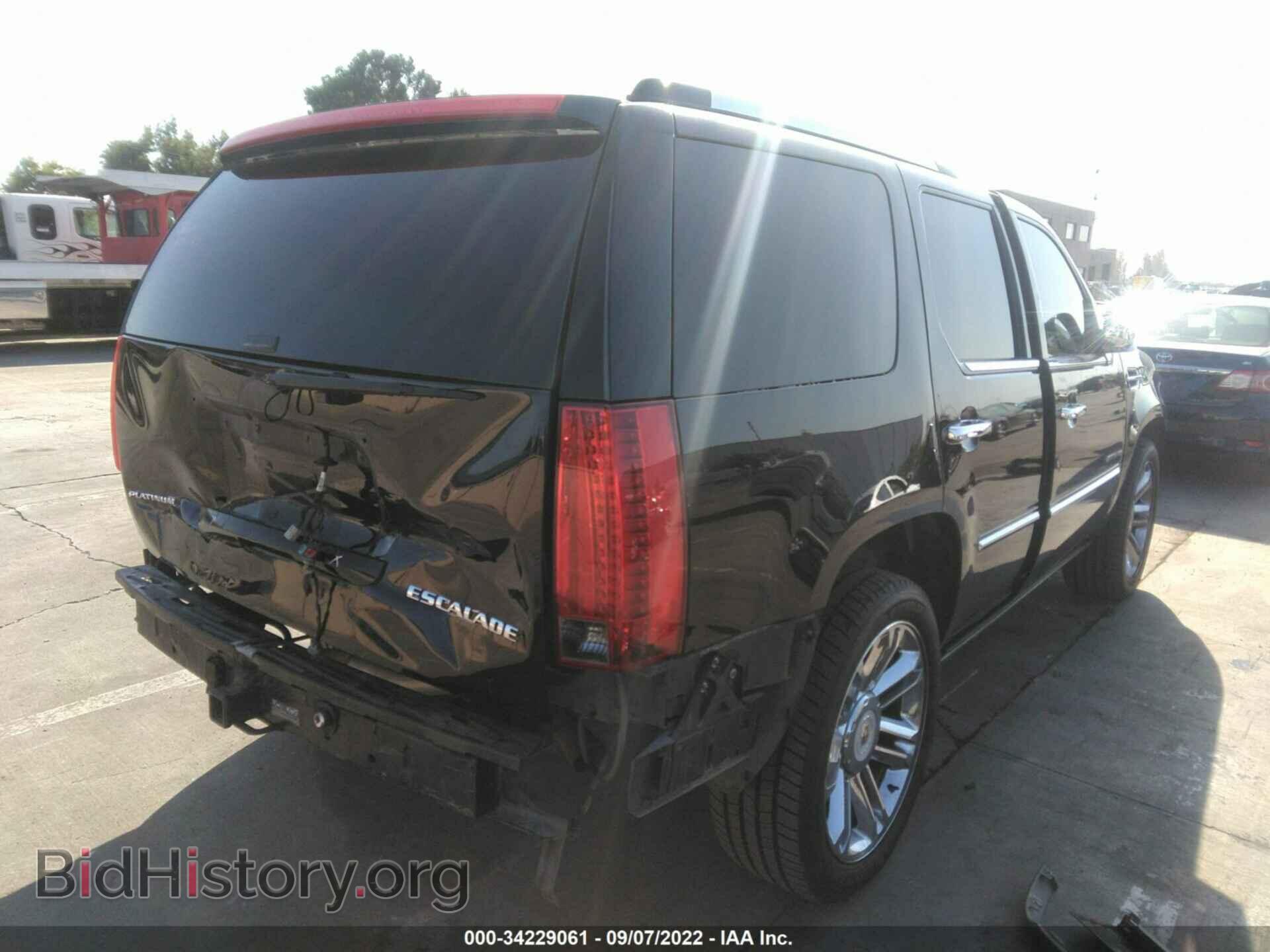 2013 CADILLAC ESCALADE - VIN: 1GYS4DEF9DR158320 - Фото 4