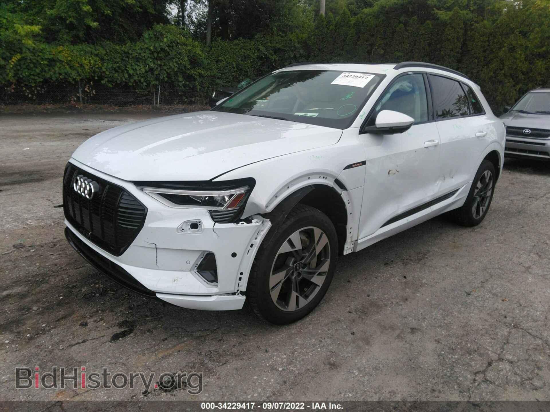 2021 AUDI E-TRON - VIN: WA1AAAGE5MB010276 - Фото 2