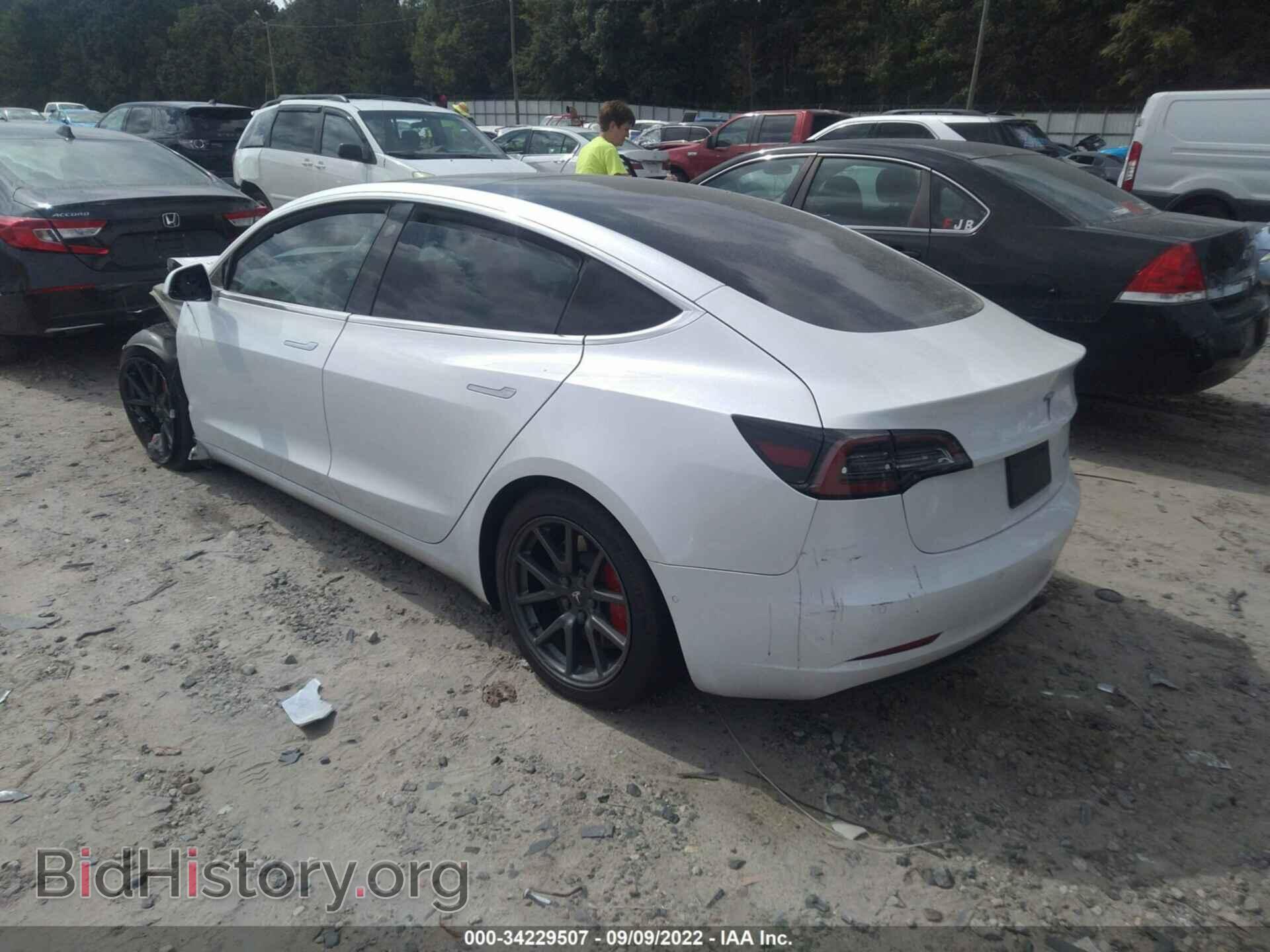 2019 TESLA MODEL 3 - VIN: 5YJ3E1EB9KF493986 - Фото 3