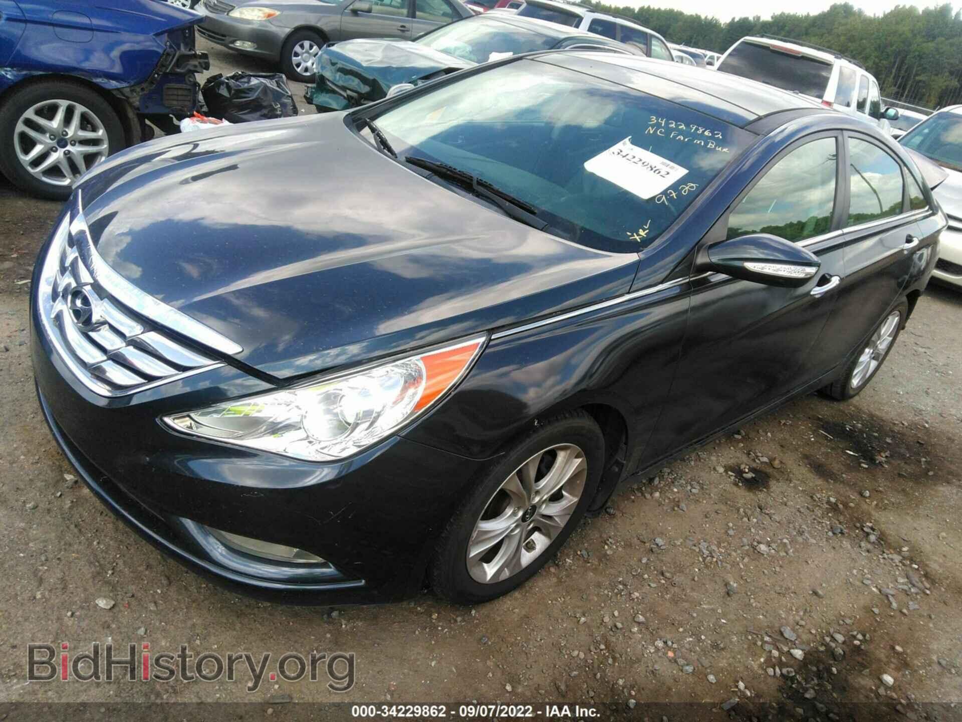 2013 HYUNDAI SONATA - VIN: 5NPEC4AC5DH597880 - Фото 2