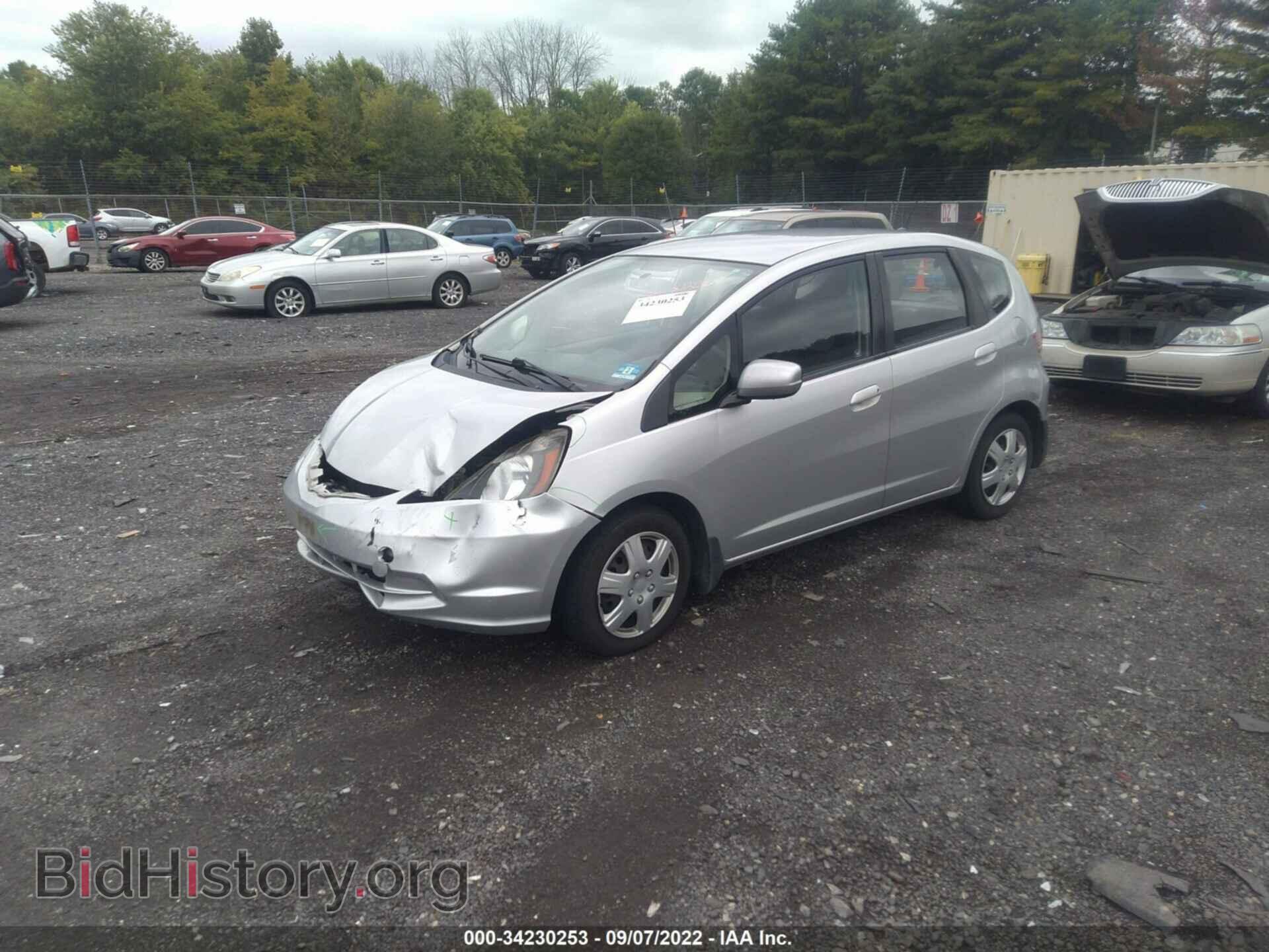 2013 HONDA FIT - VIN: JHMGE8H33DC019903 - Фото 2