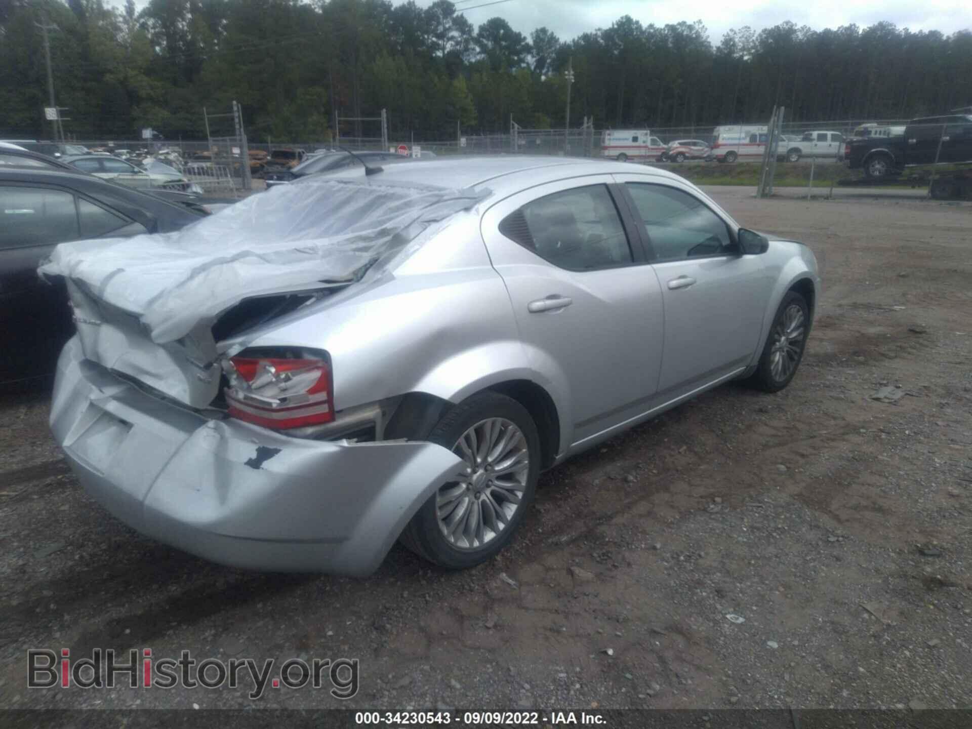 2010 DODGE AVENGER - VIN: 1B3CC4FB4AN131796 - Photo 4