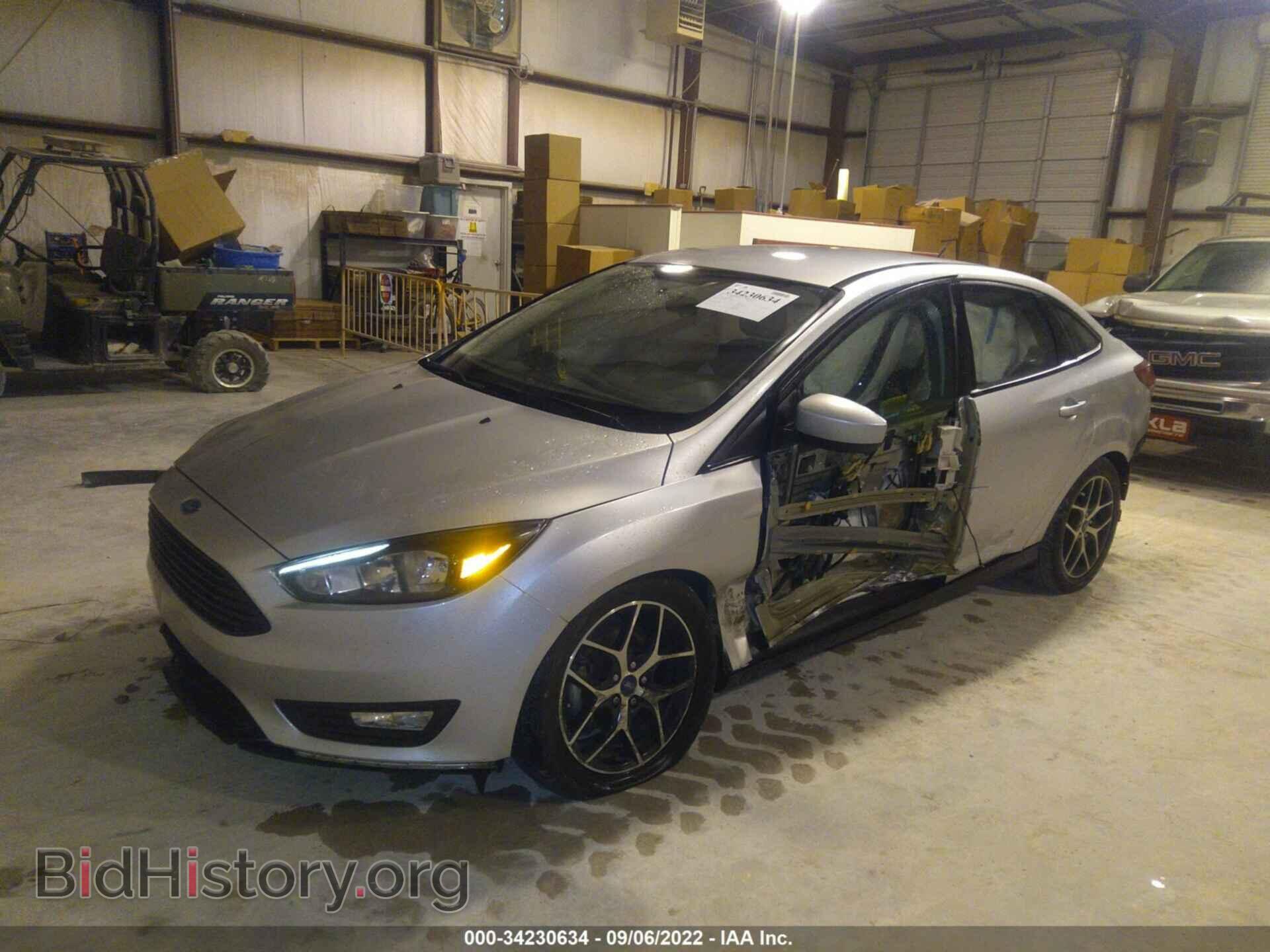 2018 FORD FOCUS - VIN: 1FADP3FE4JL201102 - Фото 2