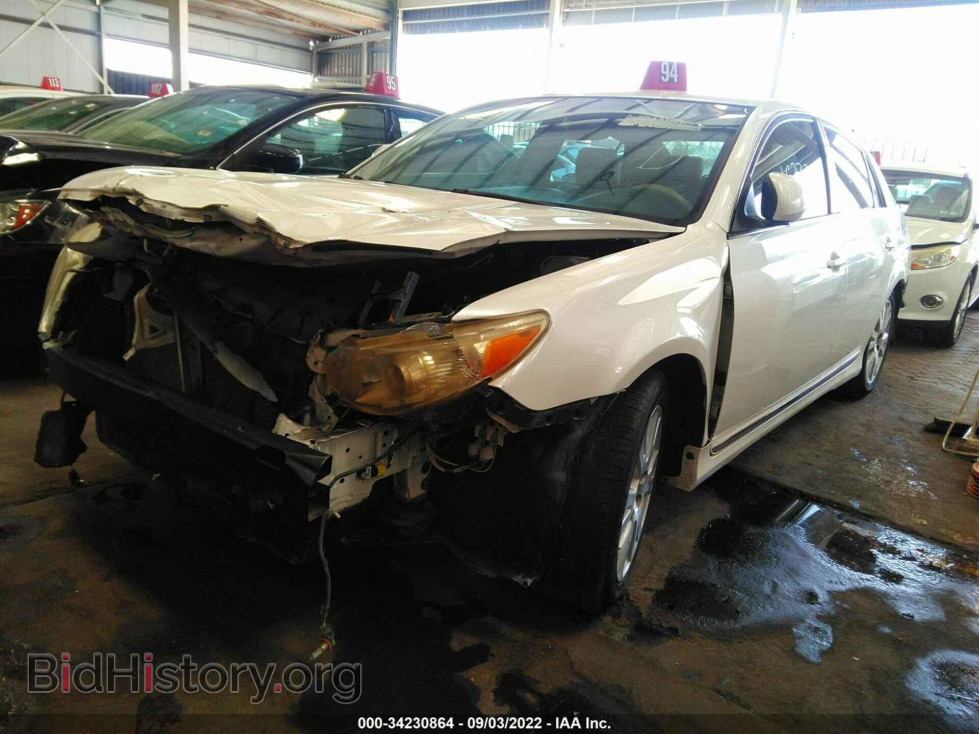 2011 TOYOTA AVALON - VIN: 001BK3DB9BU381452 - Фото 2
