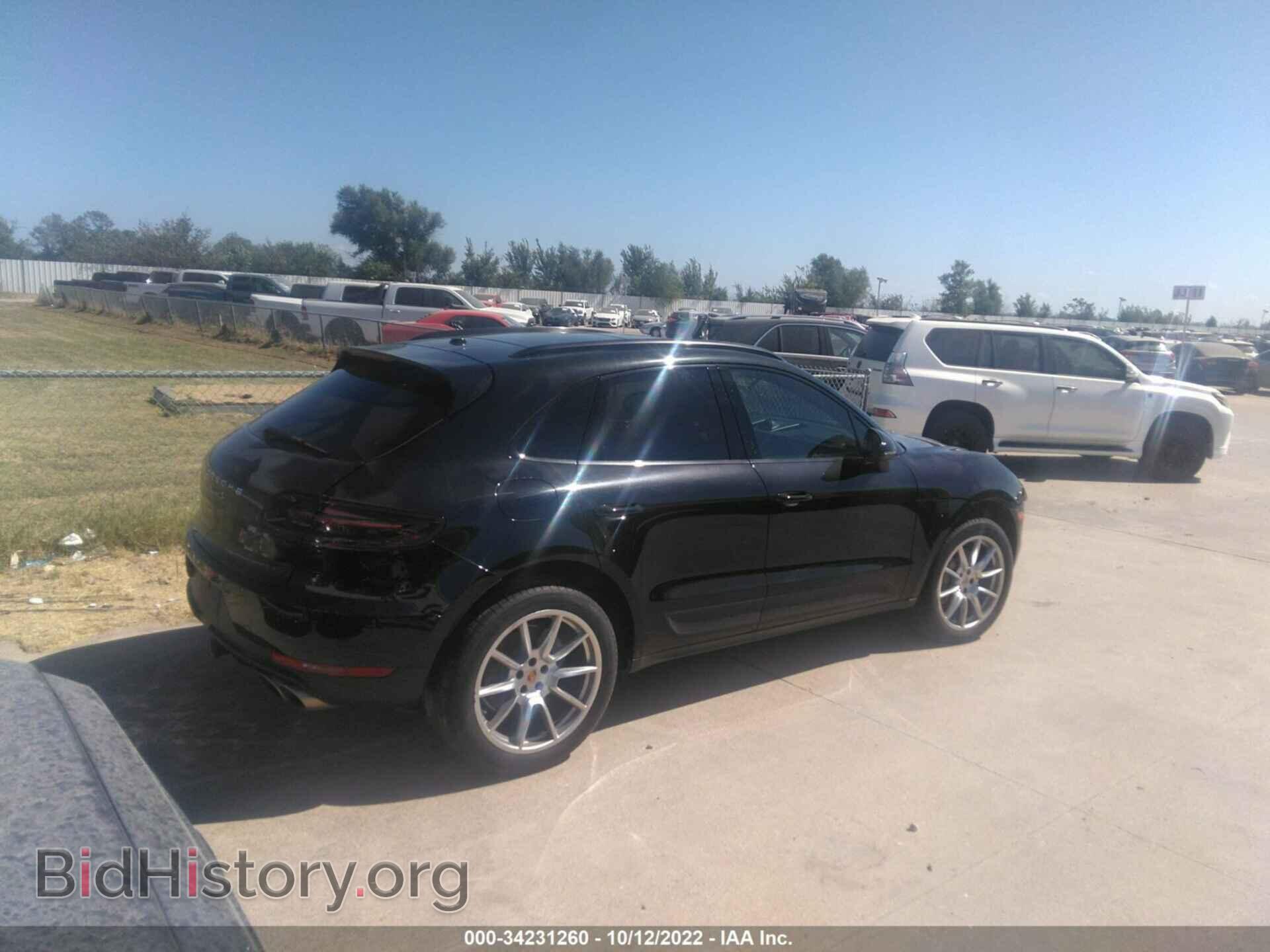 2017 PORSCHE MACAN - VIN: WP1AB2A53HLB10117 - Фото 4