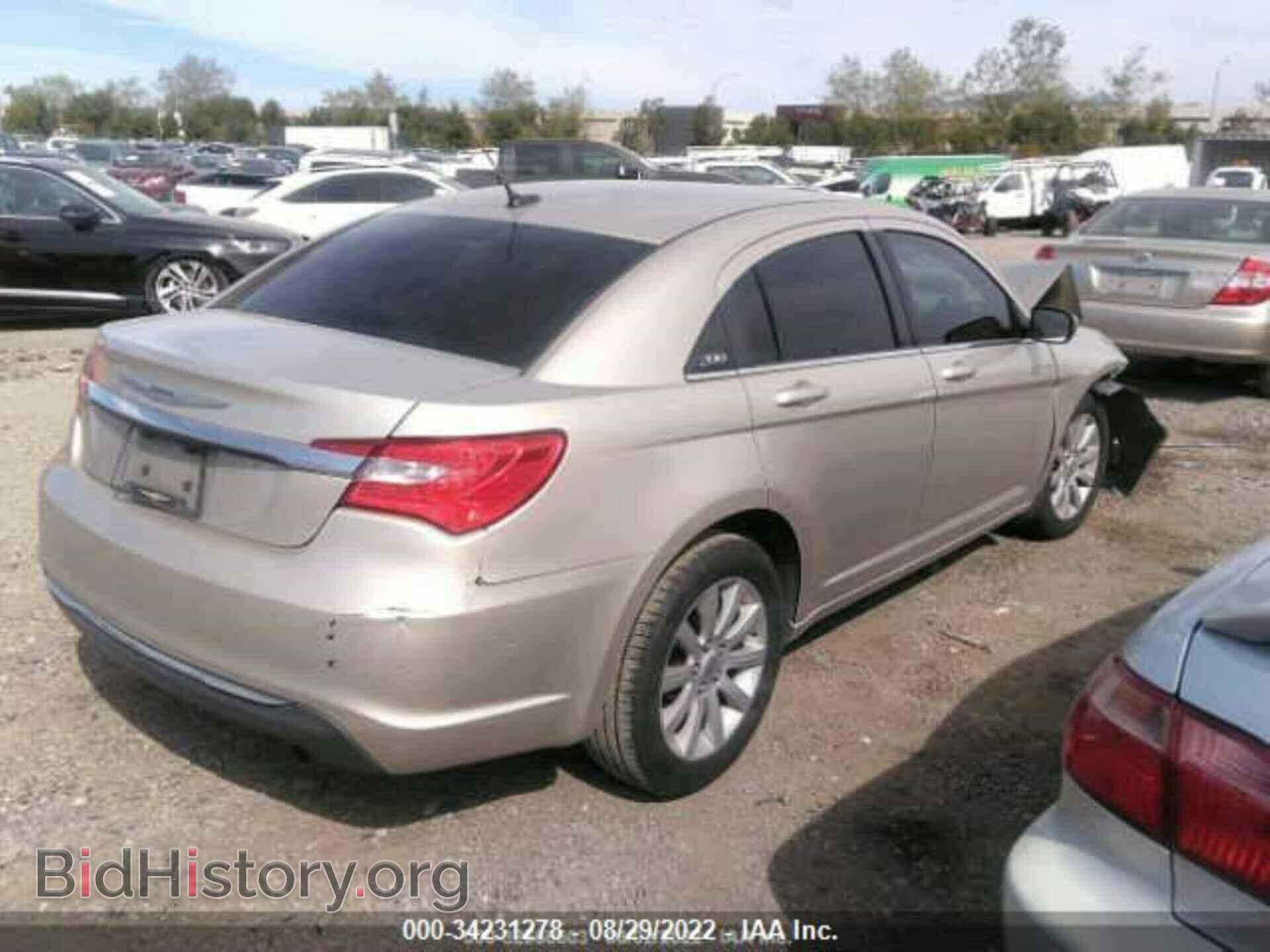 2013 CHRYSLER 200 - VIN: 1C3CCBBB4DN679203 - Photo 4