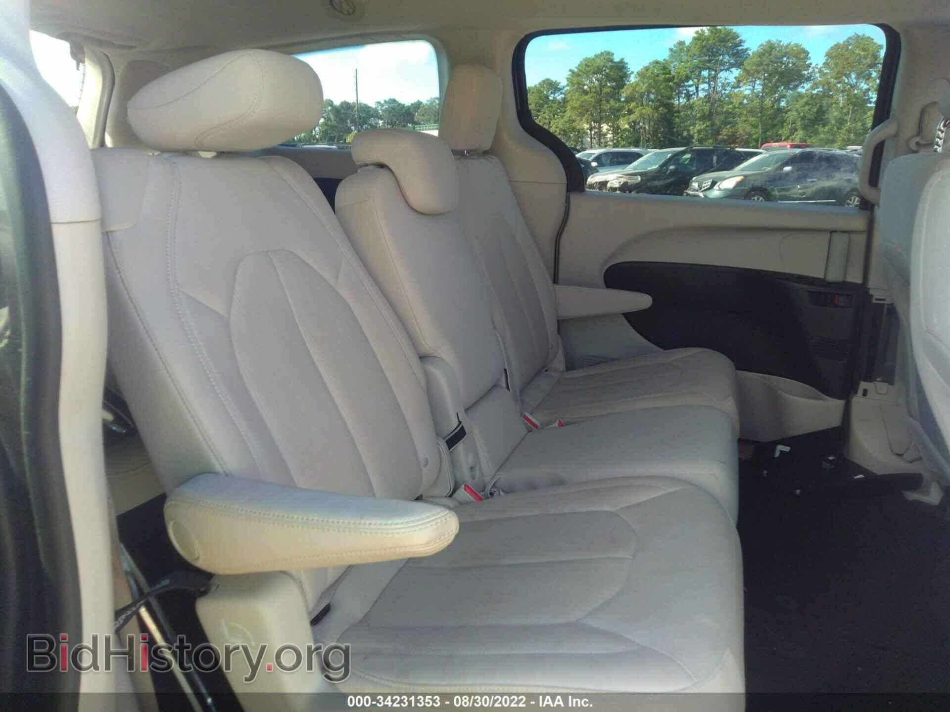 2017 CHRYSLER PACIFICA - VIN: 2C4RC1CG0HR657797 - Photo 8