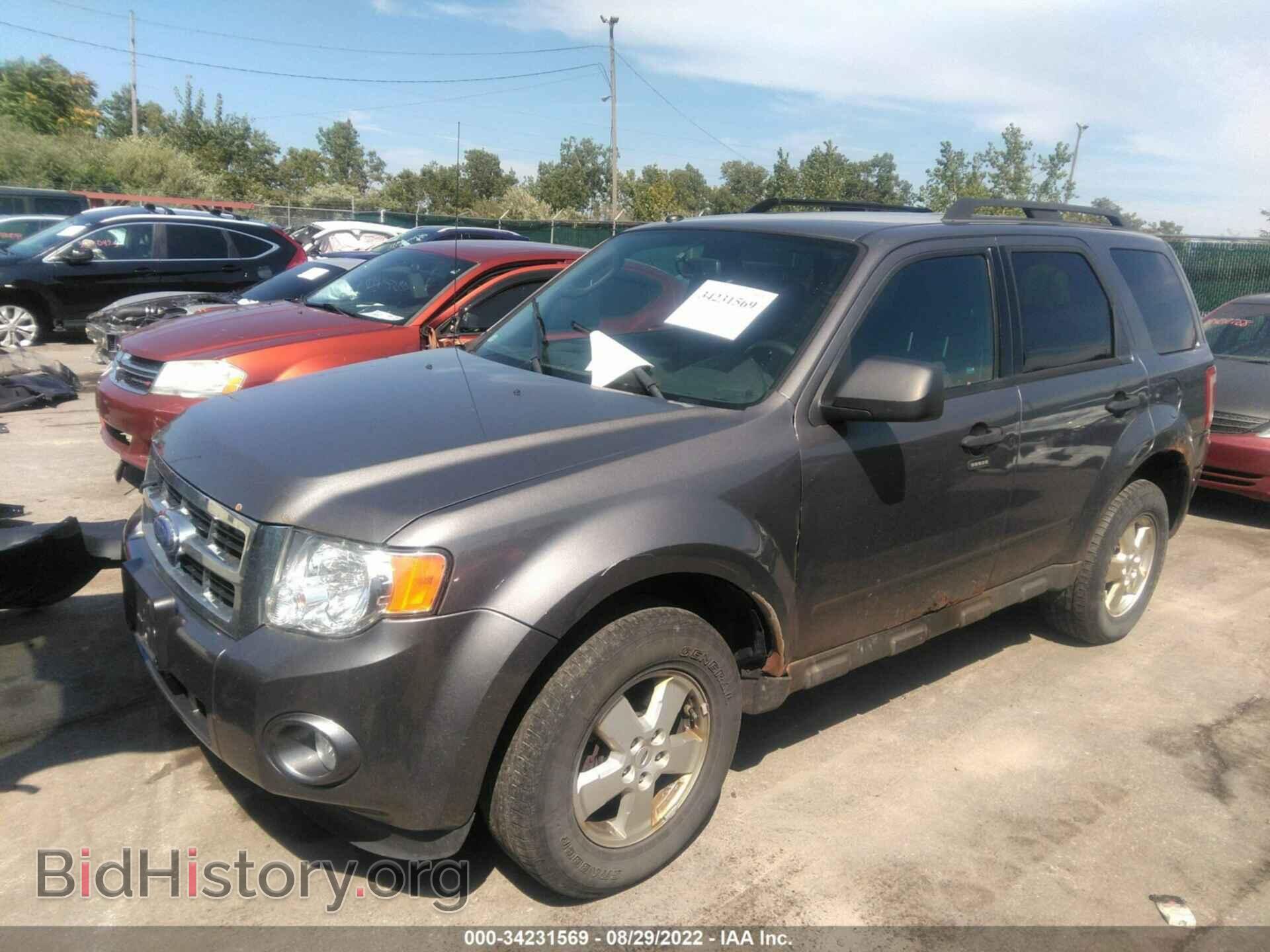 2011 FORD ESCAPE - VIN: 1FMCU9D77BKC16749 - Photo 2