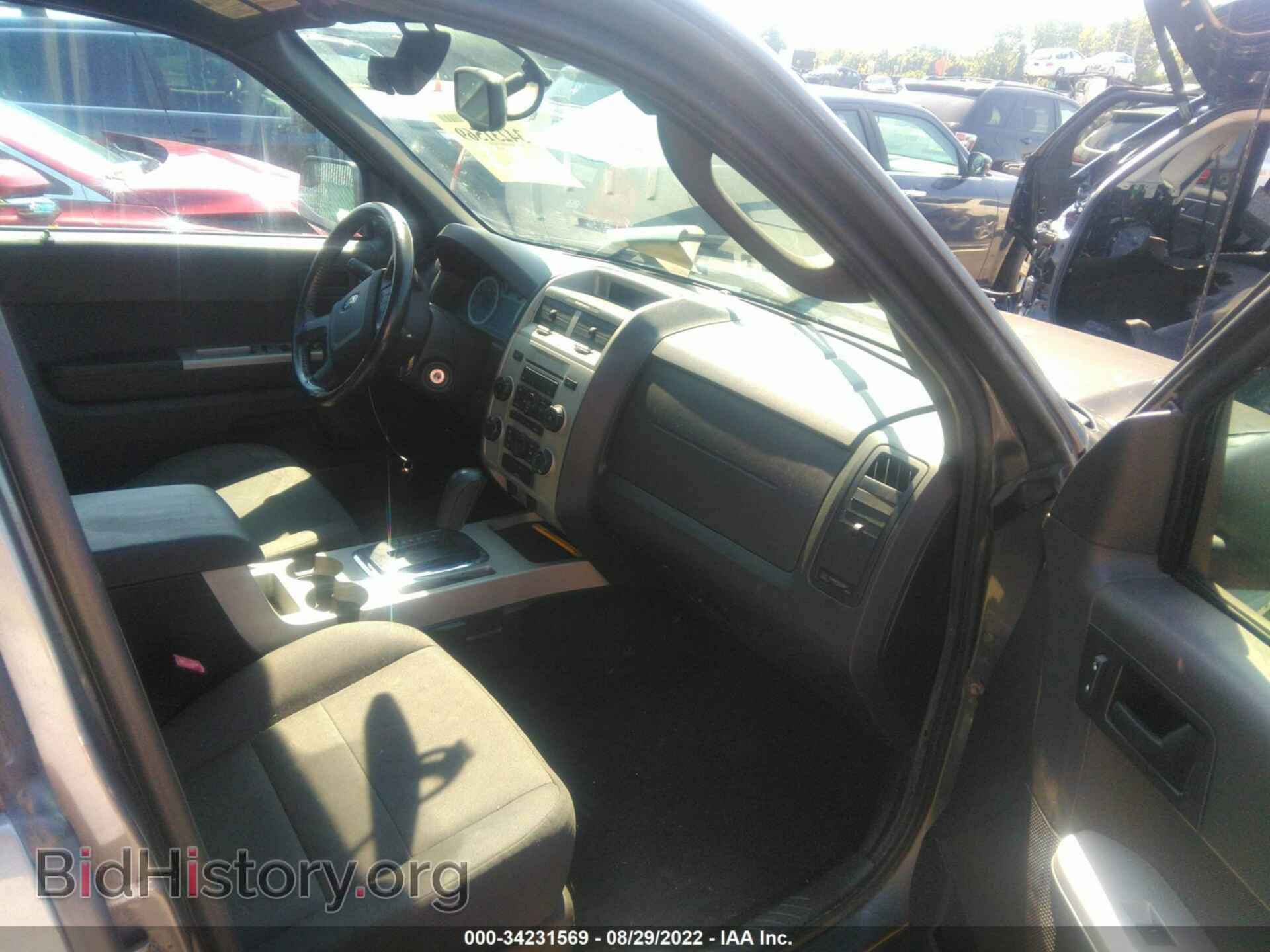 2011 FORD ESCAPE - VIN: 1FMCU9D77BKC16749 - Photo 5