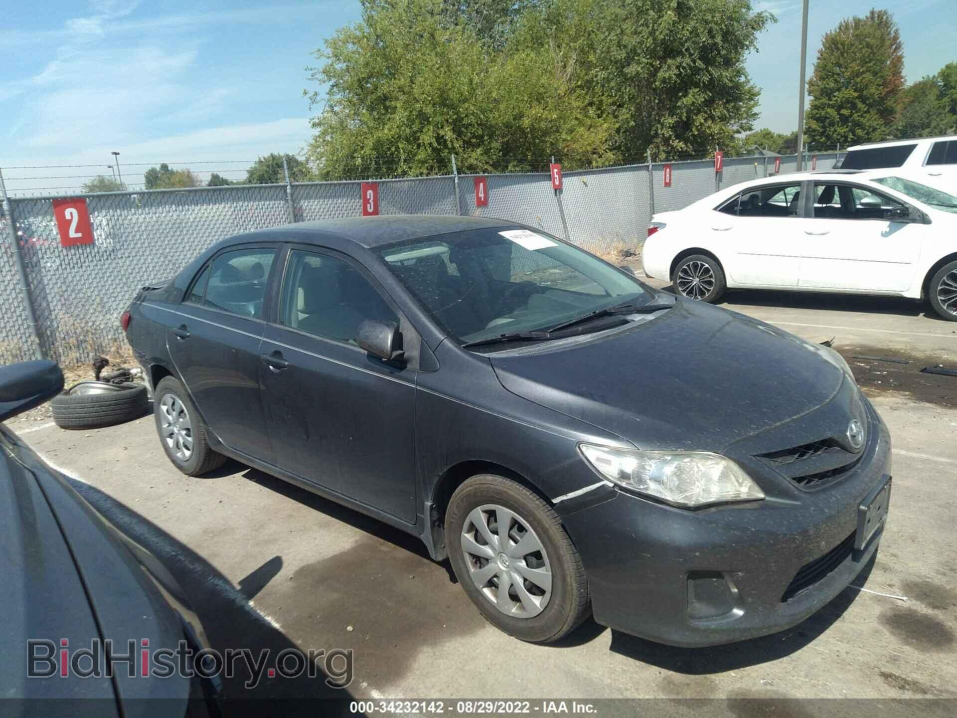 Photo 2T1BU4EE6BC551809 - TOYOTA COROLLA 2011