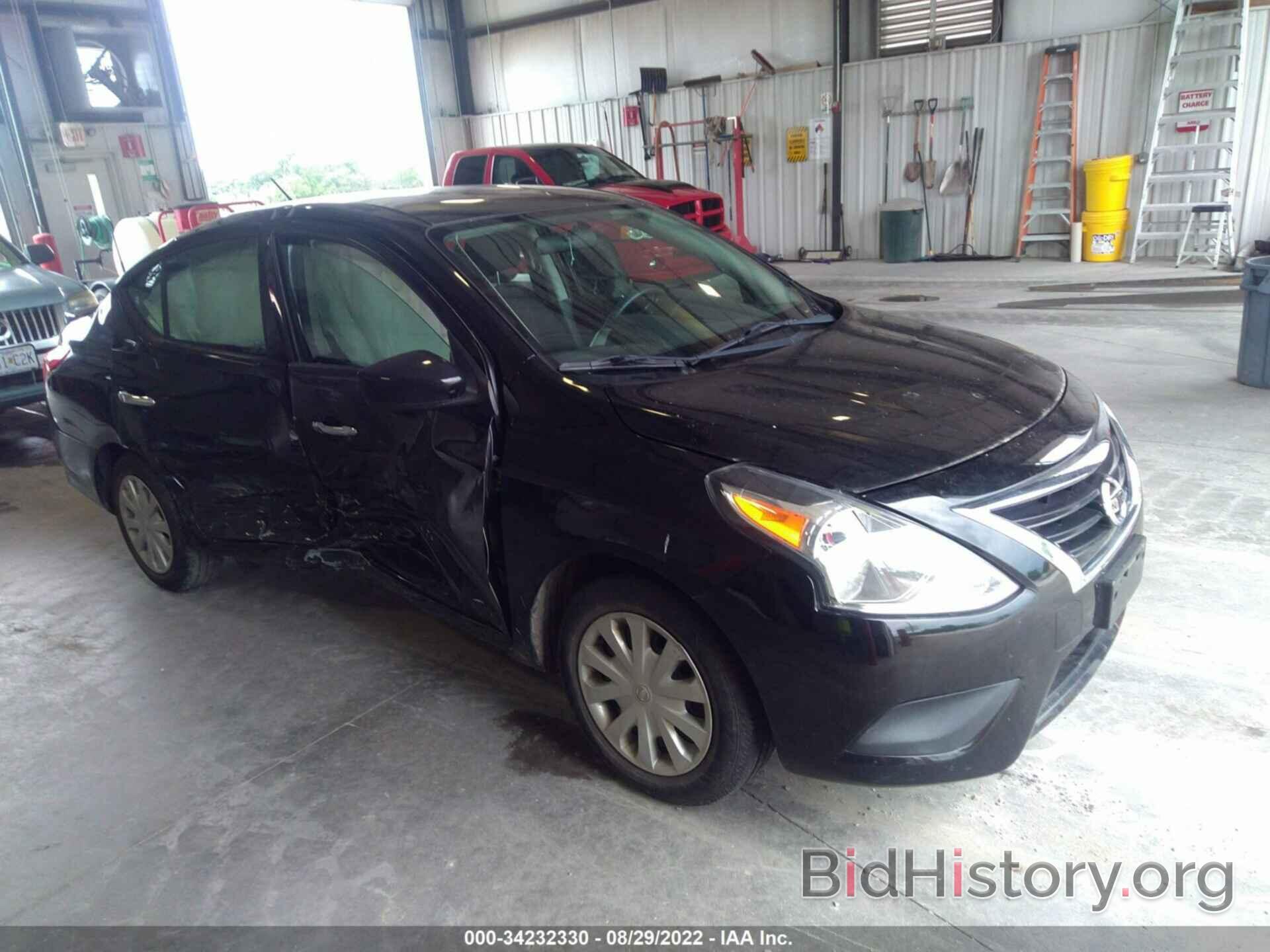 Photo 3N1CN7AP2JL885523 - NISSAN VERSA SEDAN 2018