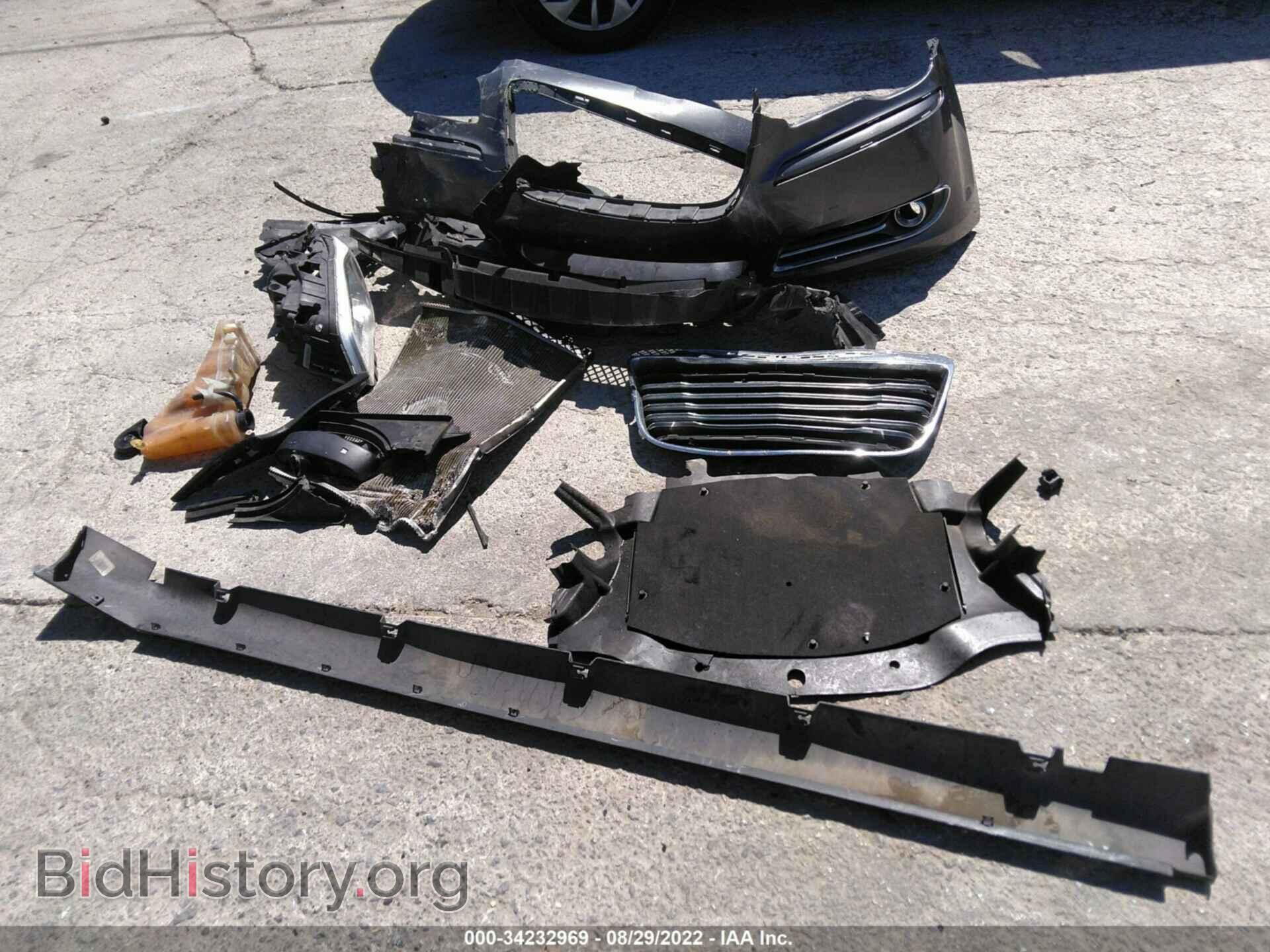 2014 CHRYSLER 300 - VIN: 2C3CCAET4EH141805 - Фото 12