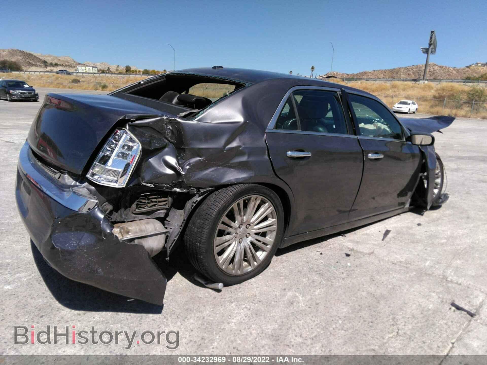2014 CHRYSLER 300 - VIN: 2C3CCAET4EH141805 - Фото 4