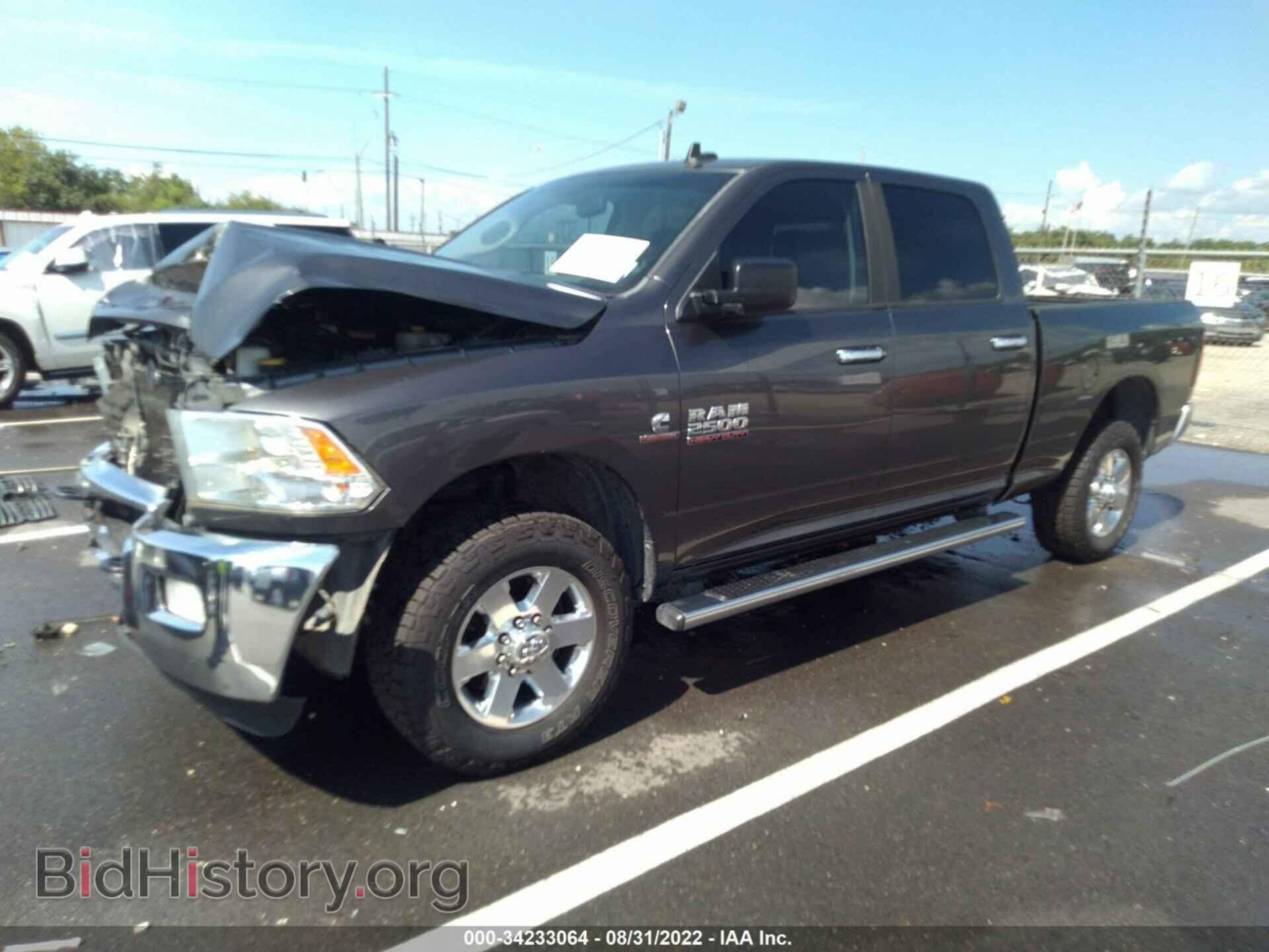 2015 RAM 2500 - VIN: 3C6UR4DLXFG551762 - Фото 2