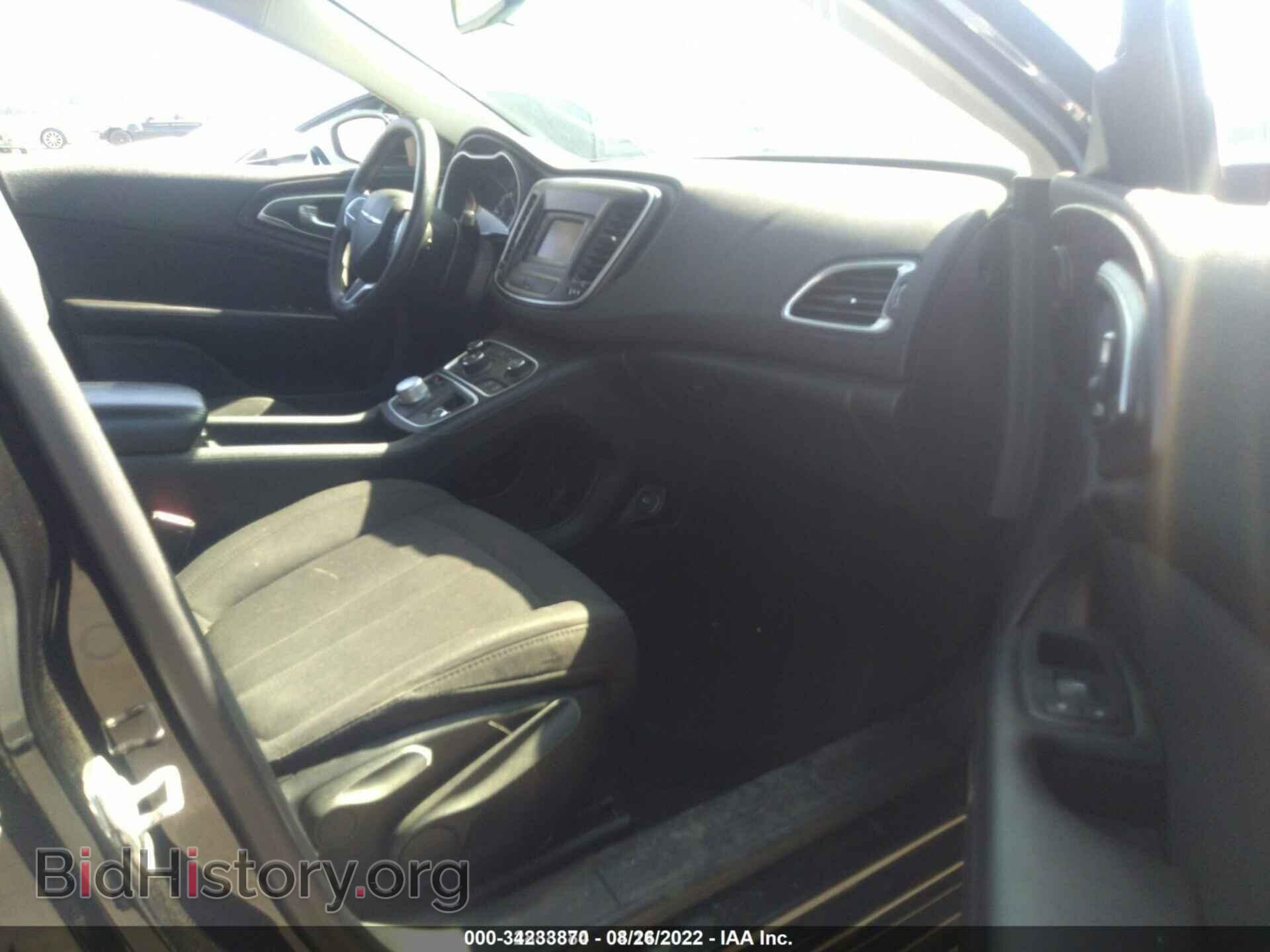 2015 CHRYSLER 200 - VIN: 1C3CCCAB0FN711557 - Фото 5