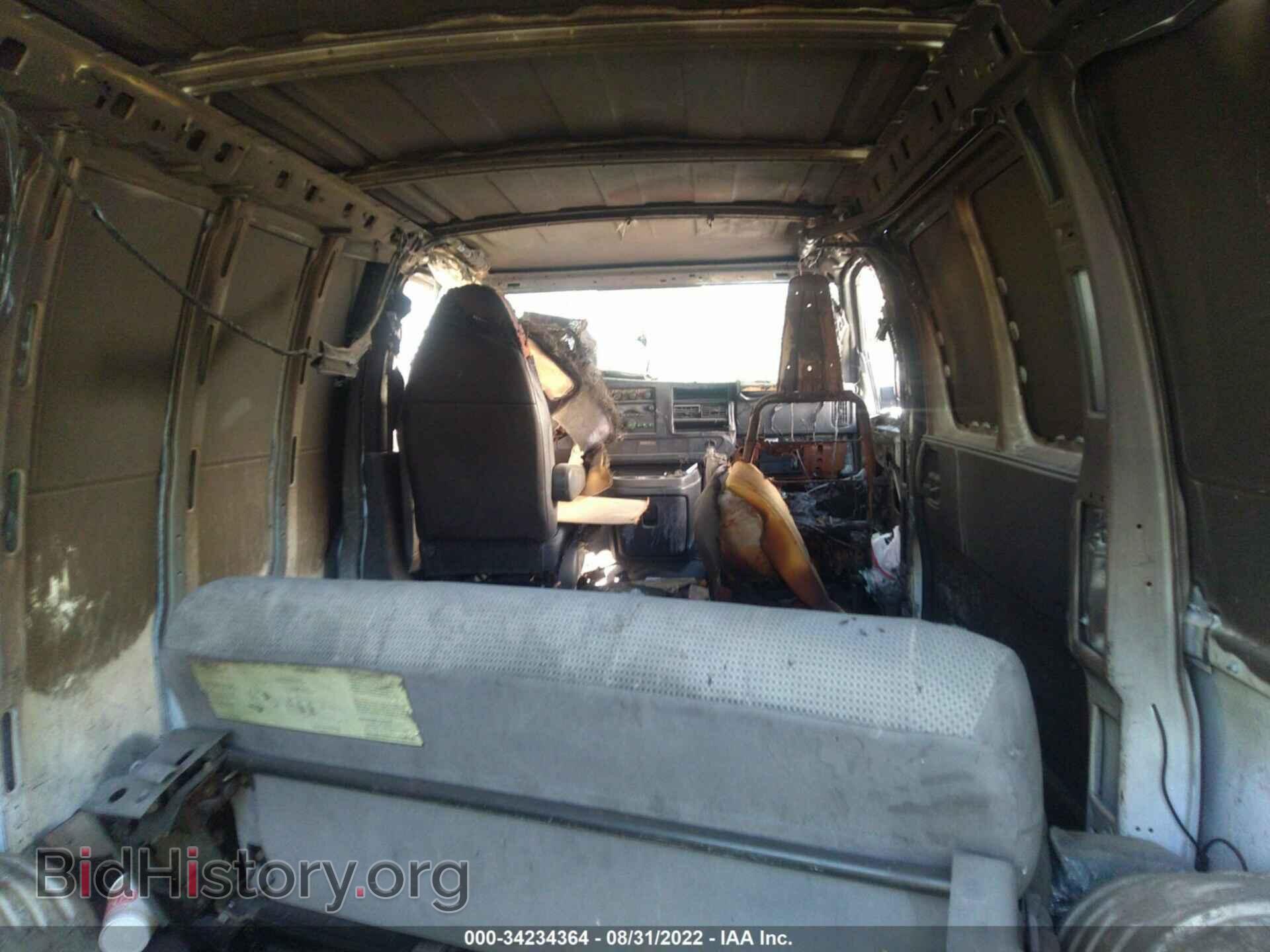 2010 CHEVROLET EXPRESS CARGO VAN - VIN: 1GCUGADX4A1166768 - Фото 8