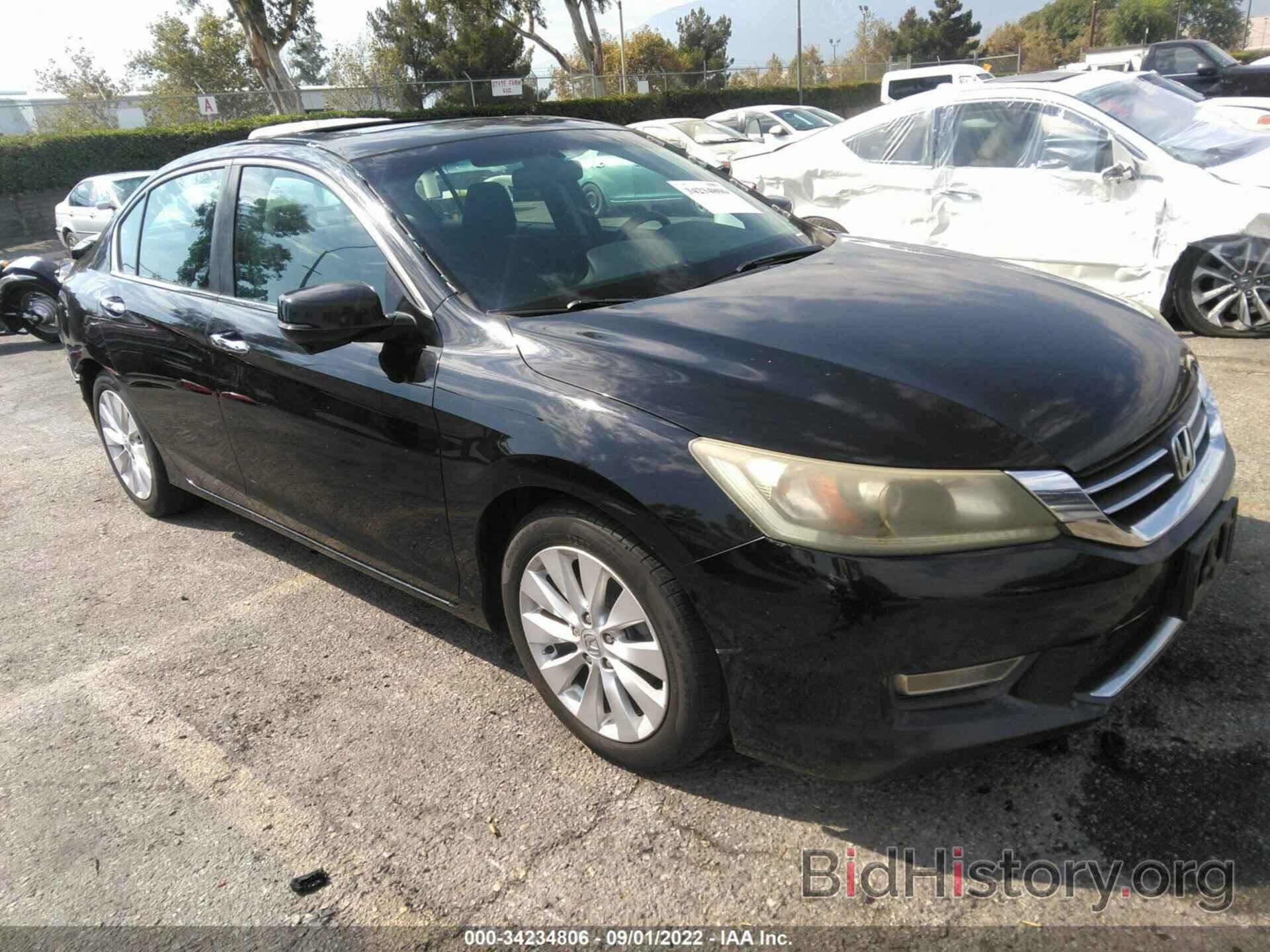 Photo 1HGCR2F73DA236131 - HONDA ACCORD SDN 2013