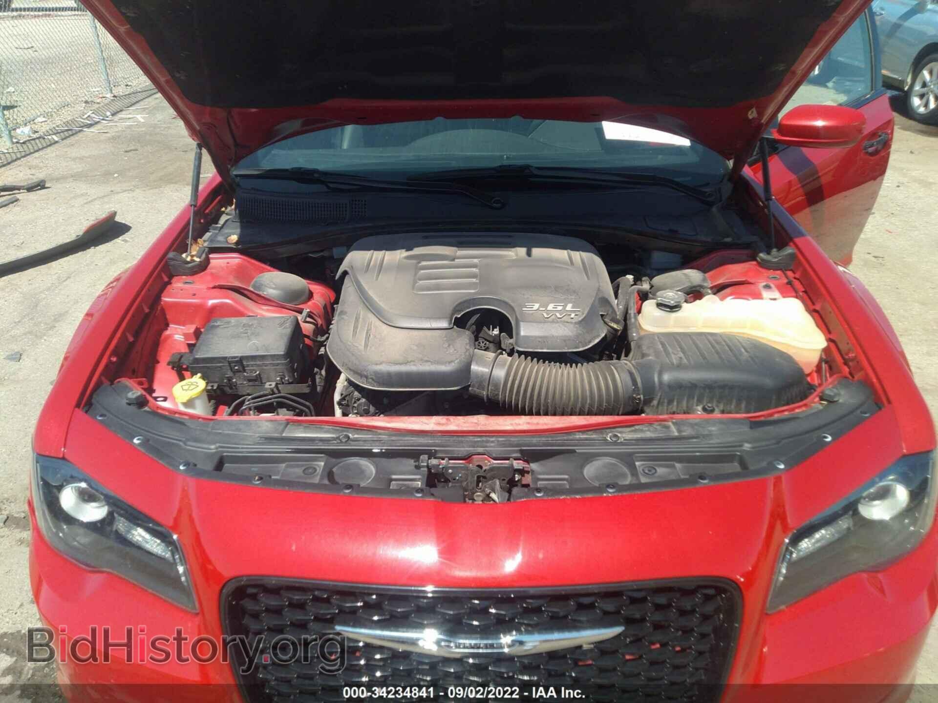 2015 CHRYSLER 300 - VIN: 2C3CCABG3FH763059 - Photo 10