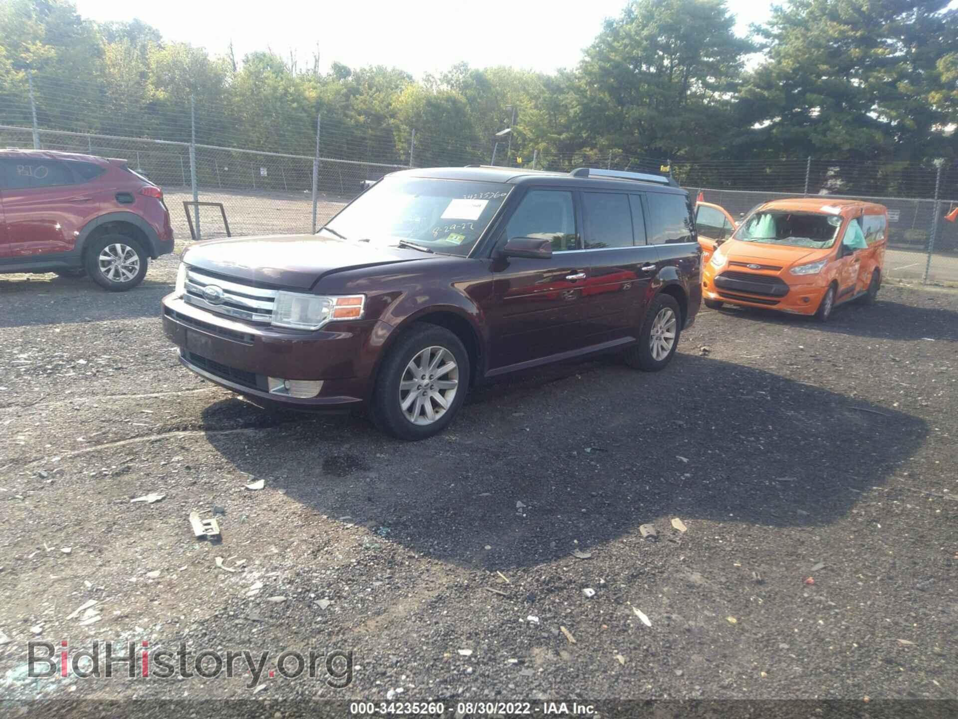 2010 FORD FLEX - VIN: 2FMGK5CC5ABB18360 - Photo 2