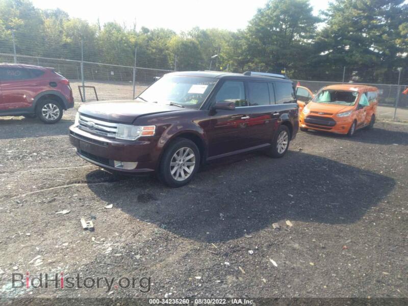 2010 Ford FLEX (VIN 2FMGK5CC5ABB18360) — фото 2 из 11